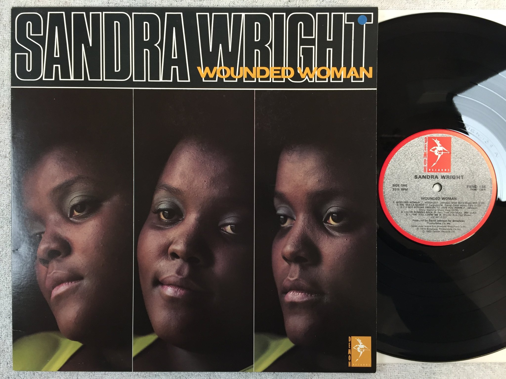 Omslagsbild för skivan SANDRA WRIGHT wounded woman LP -89 UK DEMON FIEND 138 rare!!!!