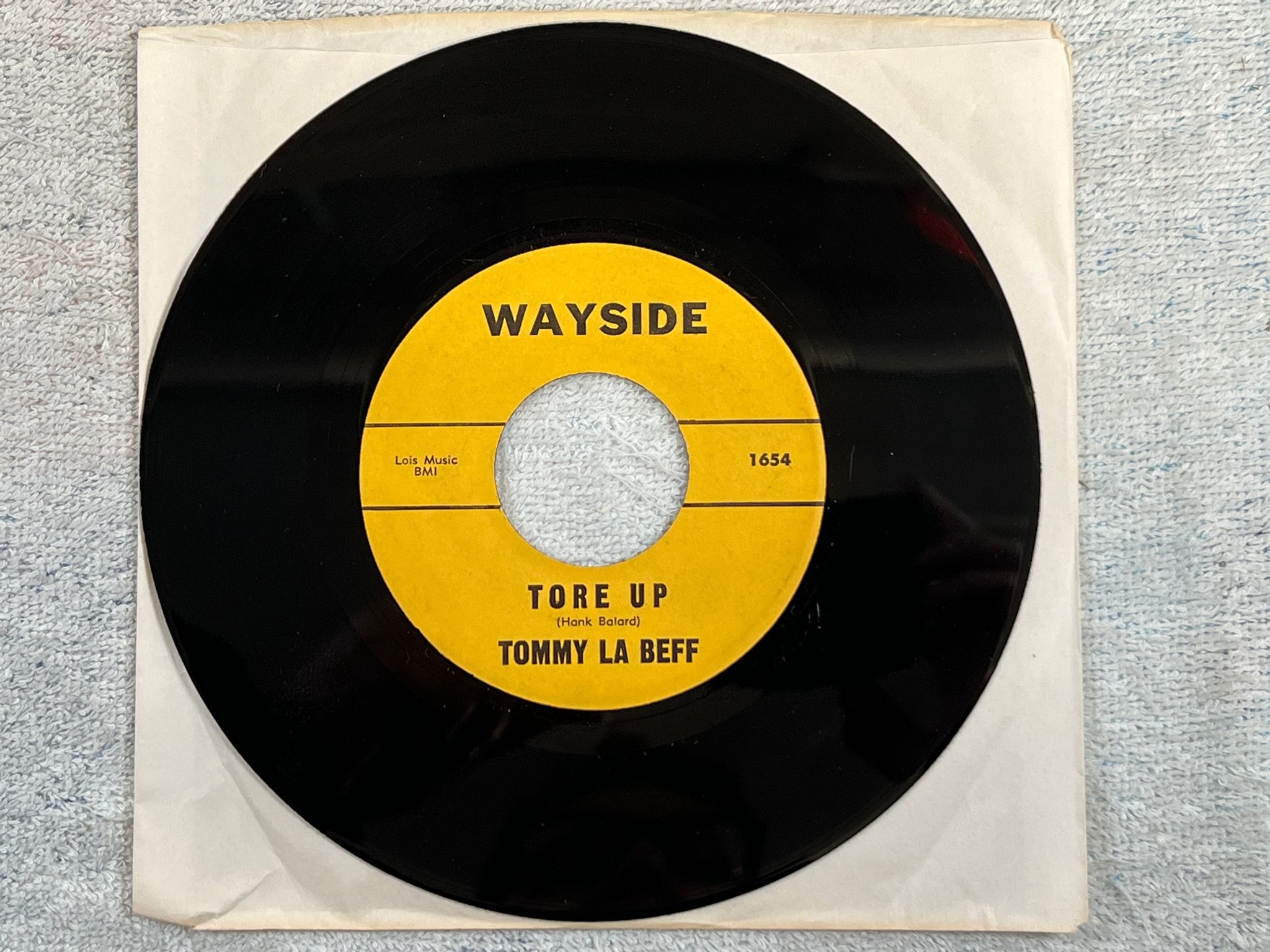 Omslagsbild för skivan TOMMY LA BEFF lonely 7”single US WAYSIDE 1654