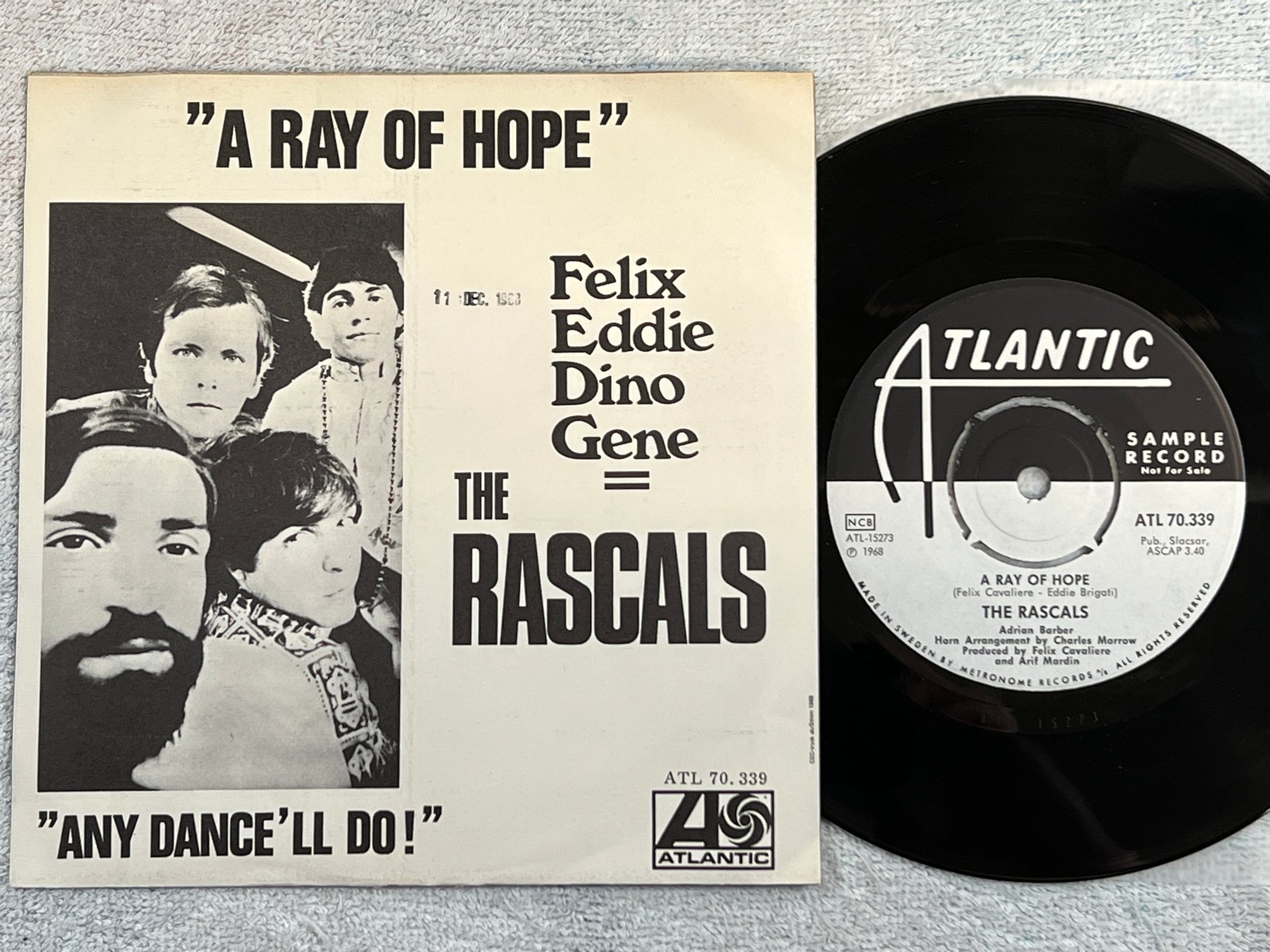 Omslagsbild för skivan THE RASCALS a ray of hope 7”single -68  promo ATLANTIC ATL 70.339