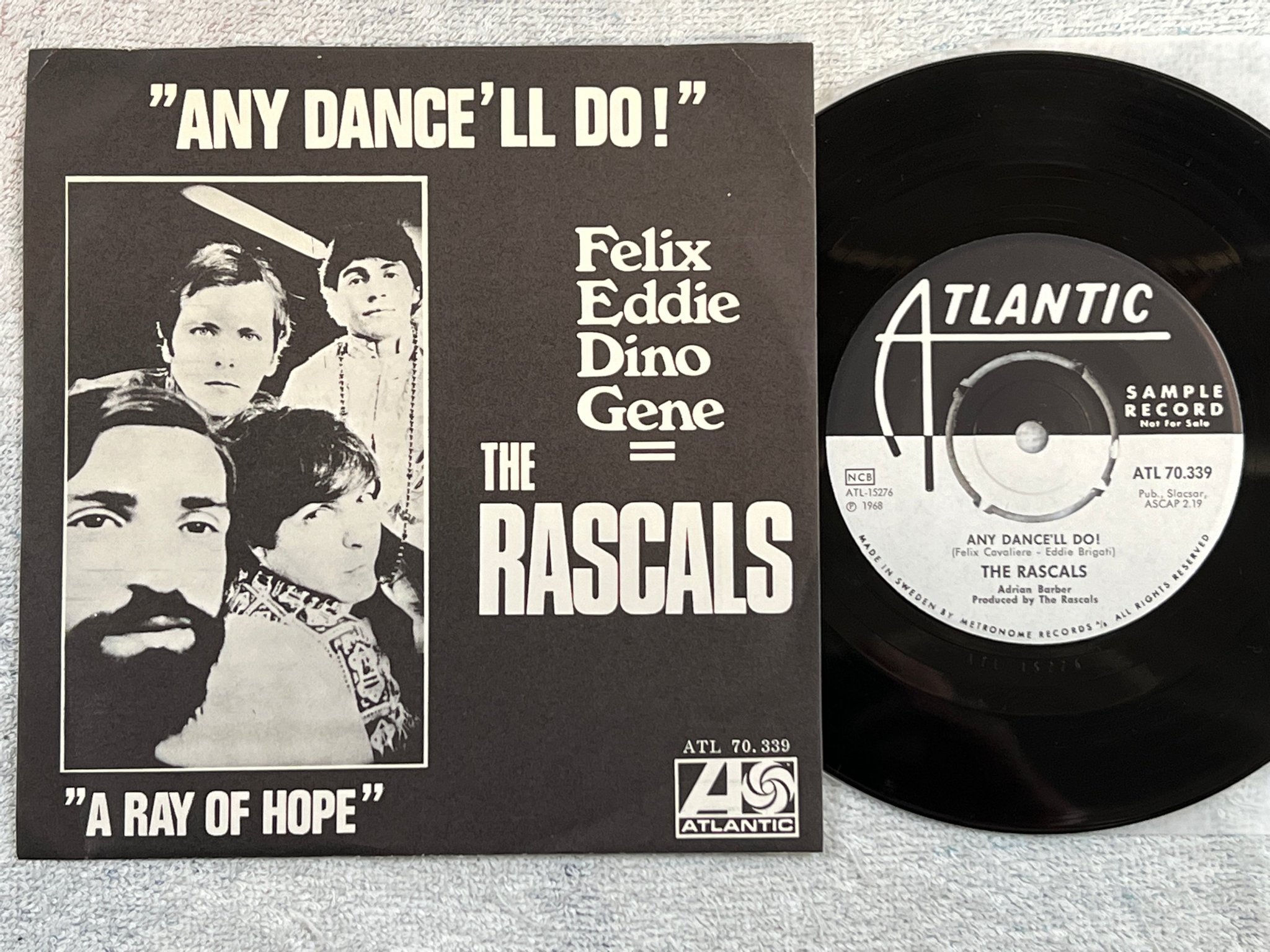 Omslagsbild för skivan THE RASCALS a ray of hope 7”single -68  promo ATLANTIC ATL 70.339