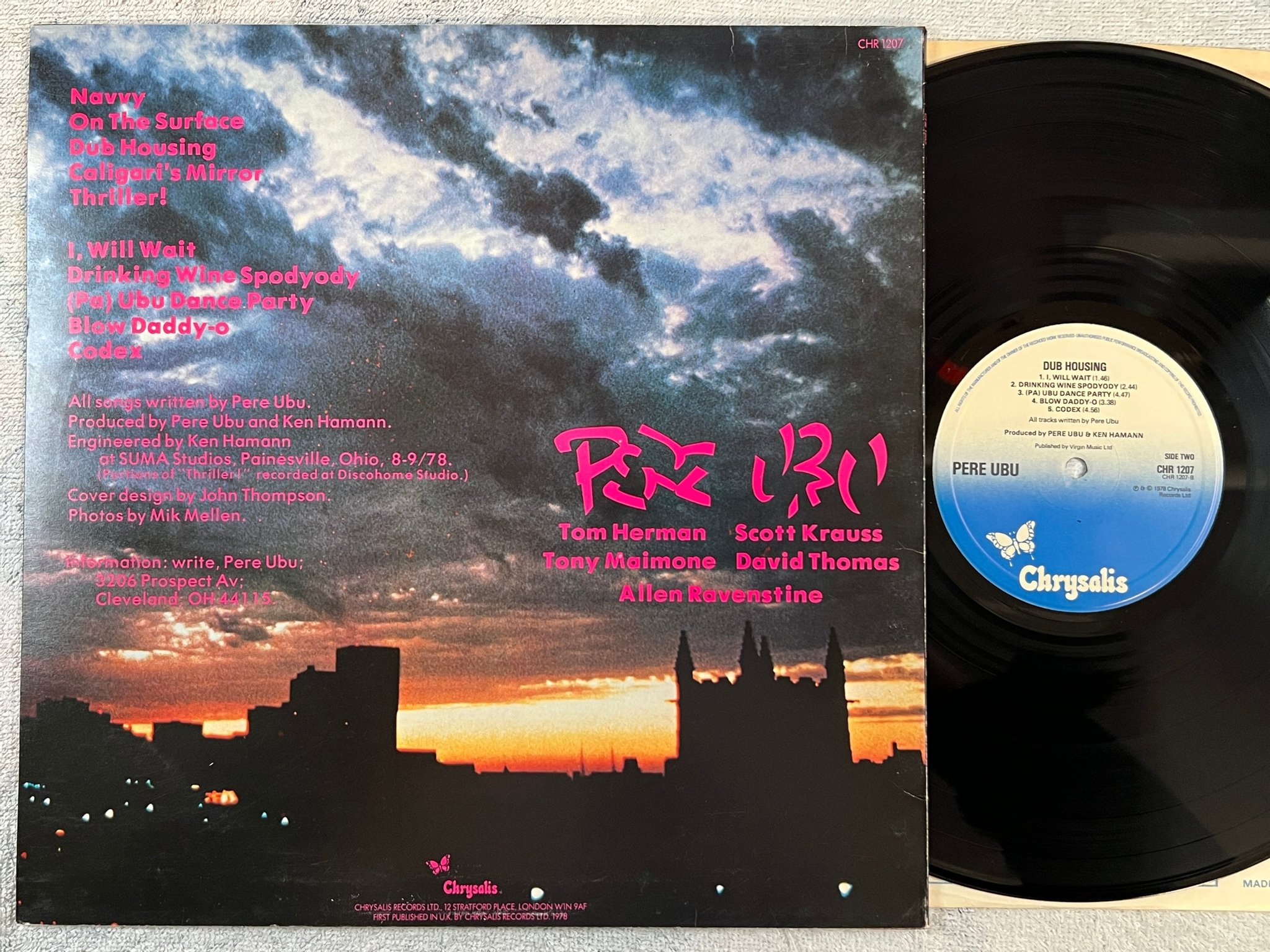 Omslagsbild för skivan PERE UBU dub housing LP -78 UK Chrysalis CHR 1207 