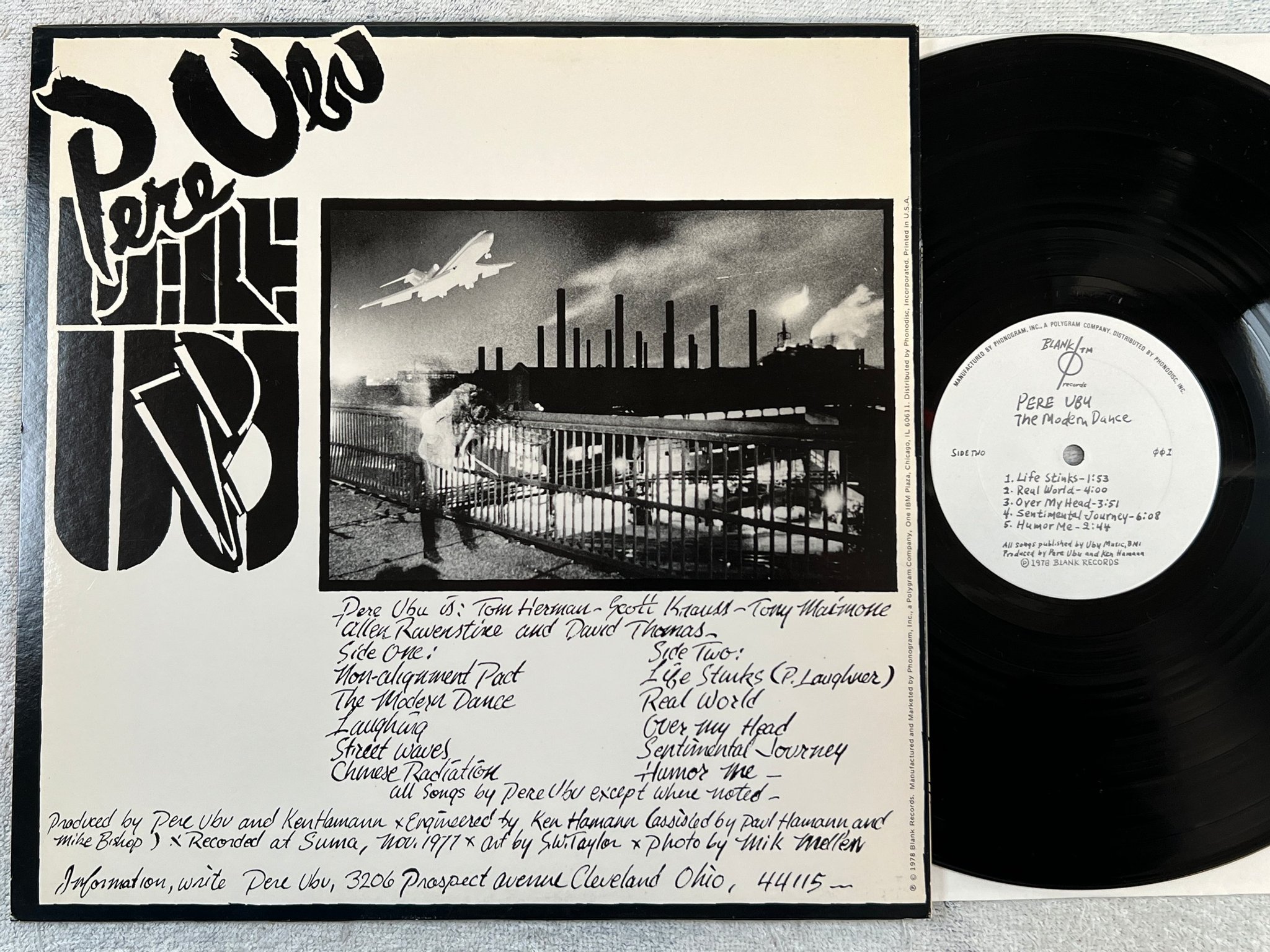 Omslagsbild för skivan PERE UBU The Modern Dance LP -78 US BLANK 001 rare new wave