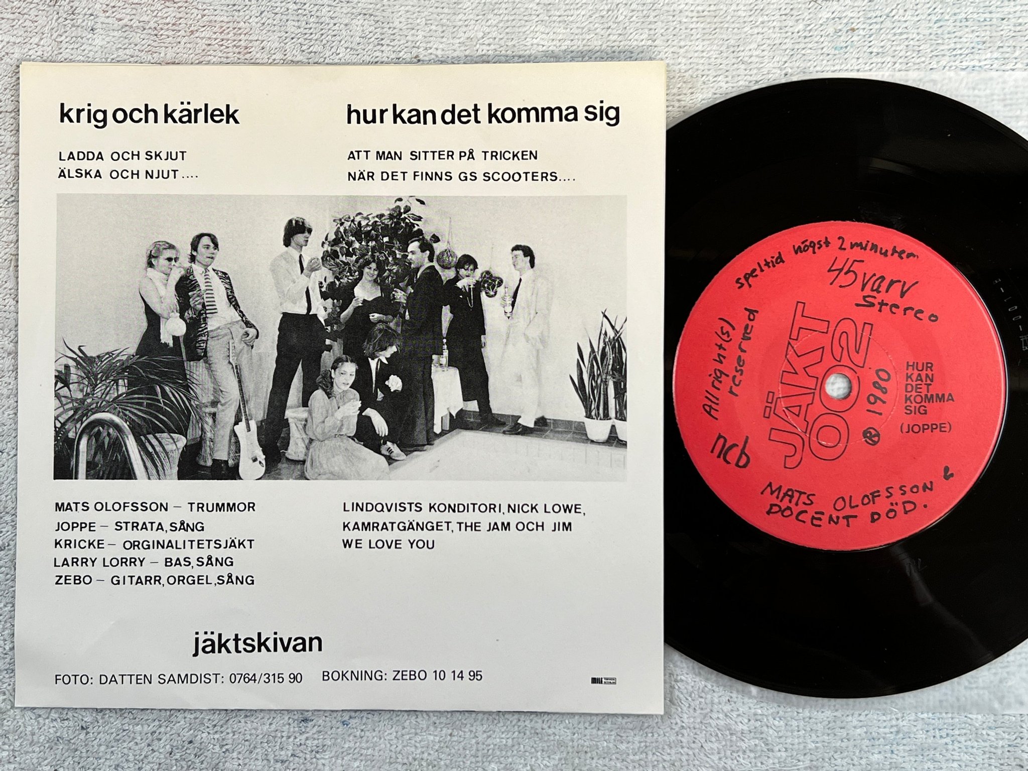 Omslagsbild för skivan MATS OLOFSSON med DOCENT DÖD Krig Och Kärlek 7”single -80 Swe JÄKTSKIVAN 