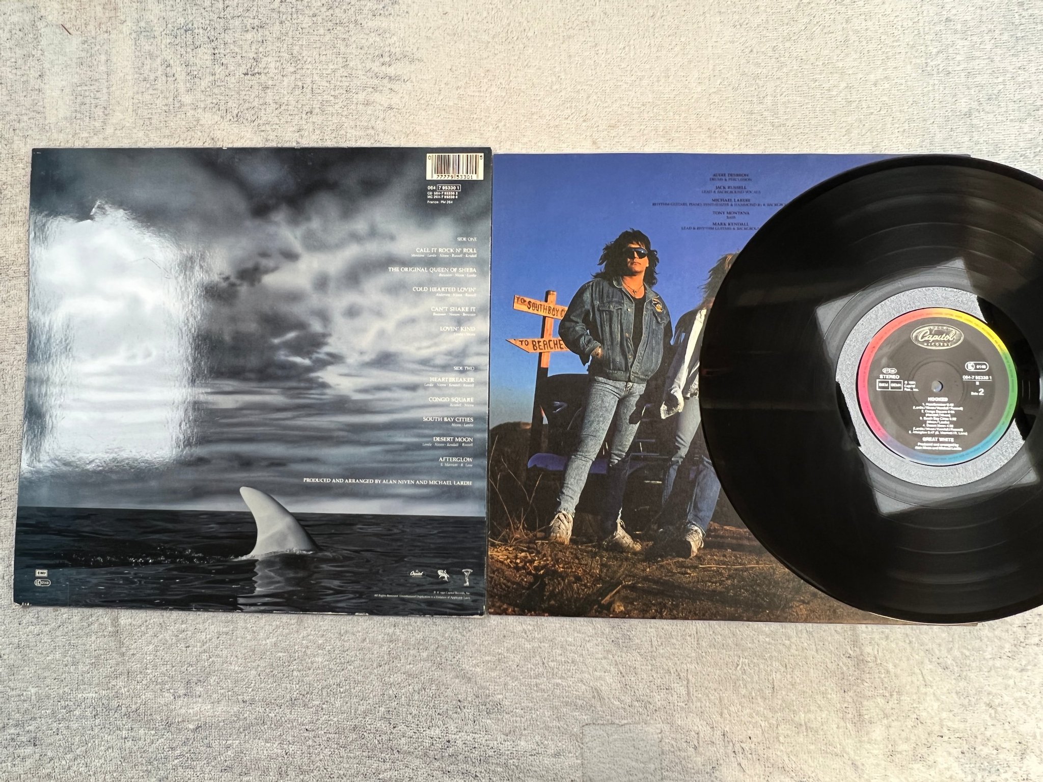 Omslagsbild för skivan GREAT WHITE hooked LP -91 CAPITOL 064-7953301