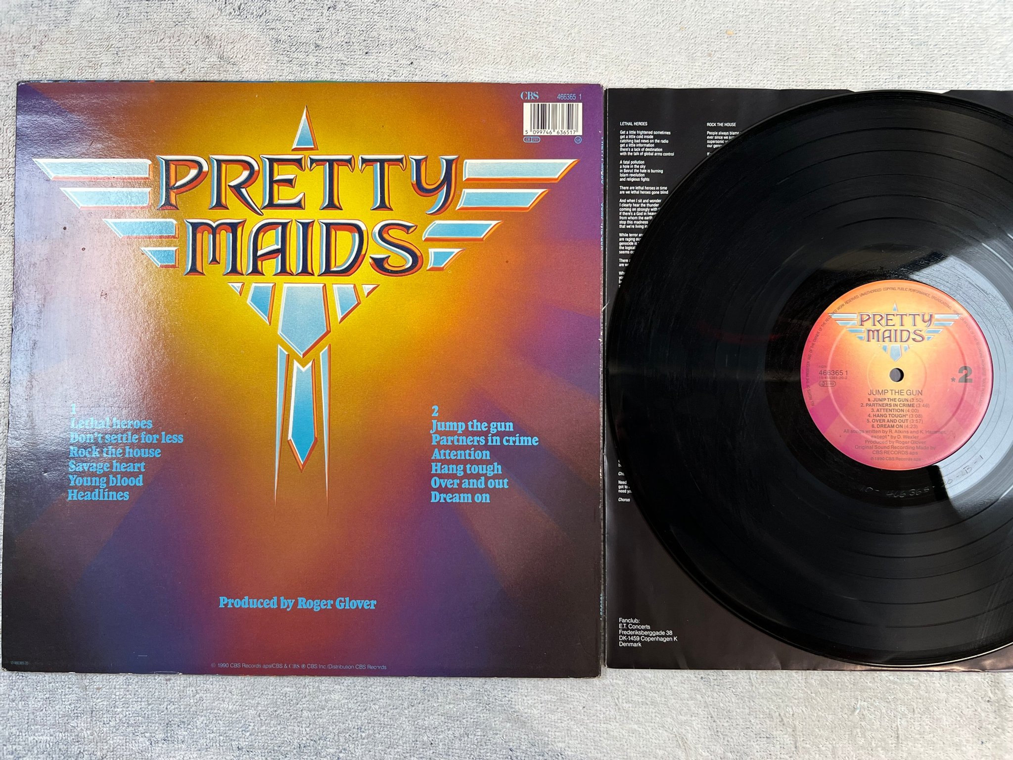 Omslagsbild för skivan PRETTY MAIDS jump the gun LP -90 Hol CBS 4663651
