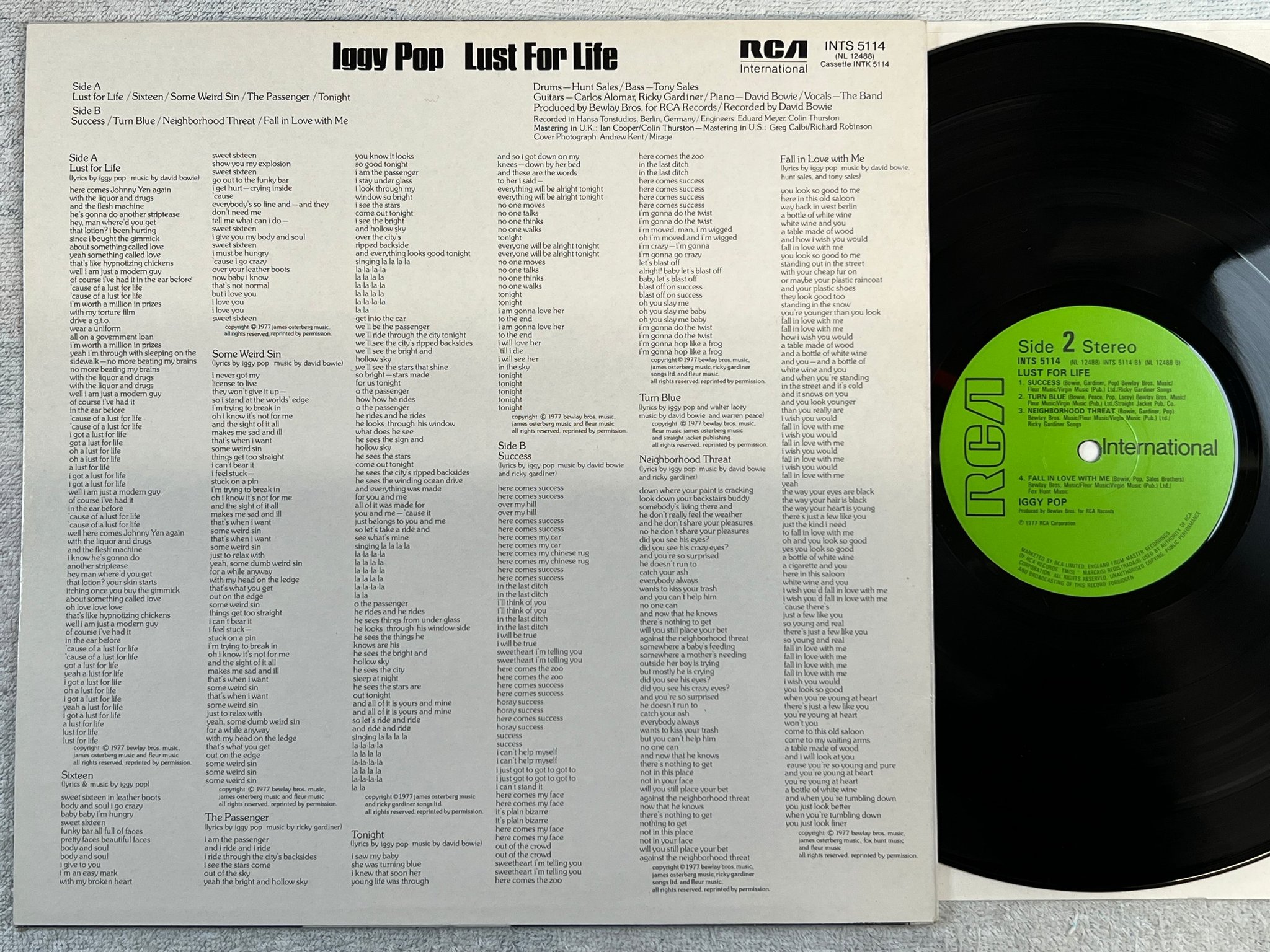 Omslagsbild för skivan IGGY POP lust for life LP -77 UK RCA INTERNATIONAL INTS 5114