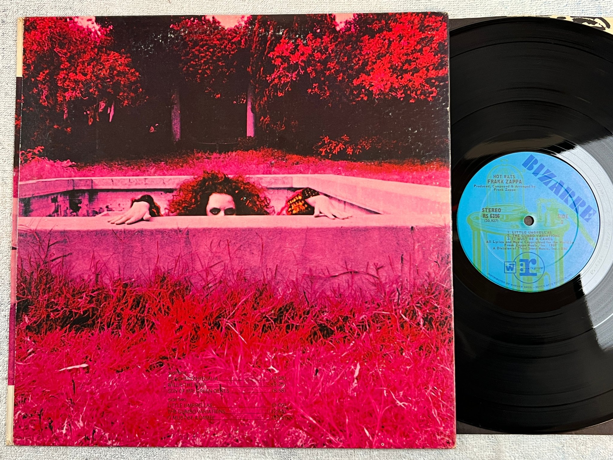 Omslagsbild för skivan FRANK ZAPPA hot rats LP -69 US BIZARRE RS 6356