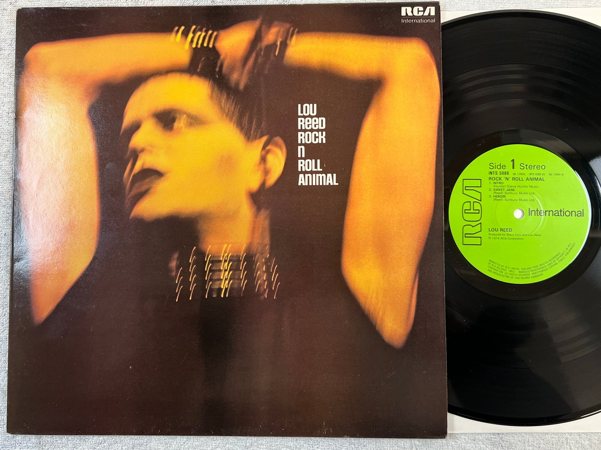 Omslagsbild för skivan LOU REED rock n’ roll animal LP UK RCA INTERNATIONAL INTS 5086