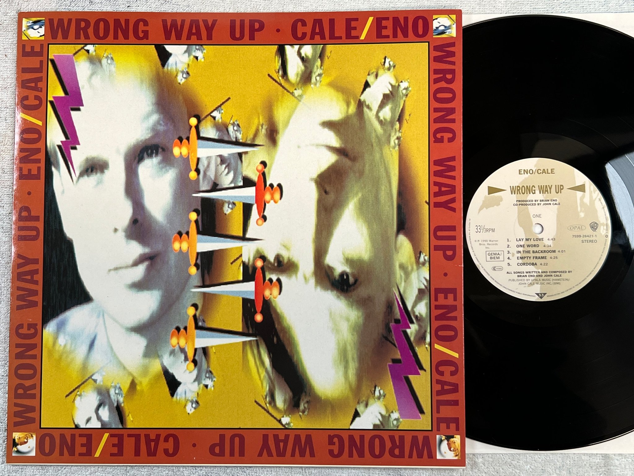 Omslagsbild för skivan ENO / CALE wrong way up LP -90 Ger WARNER 7599-26421-1