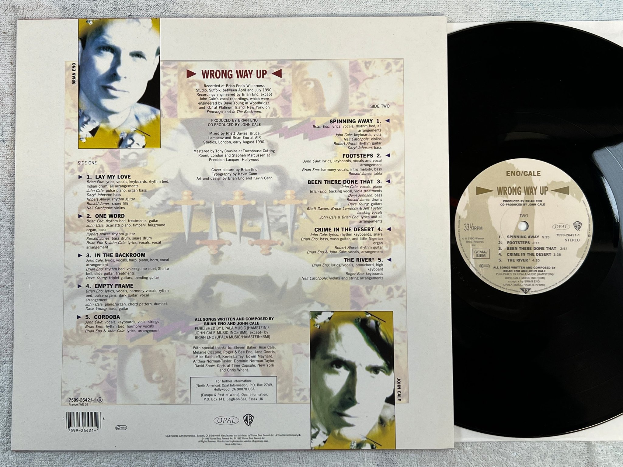 Omslagsbild för skivan ENO / CALE wrong way up LP -90 Ger WARNER 7599-26421-1
