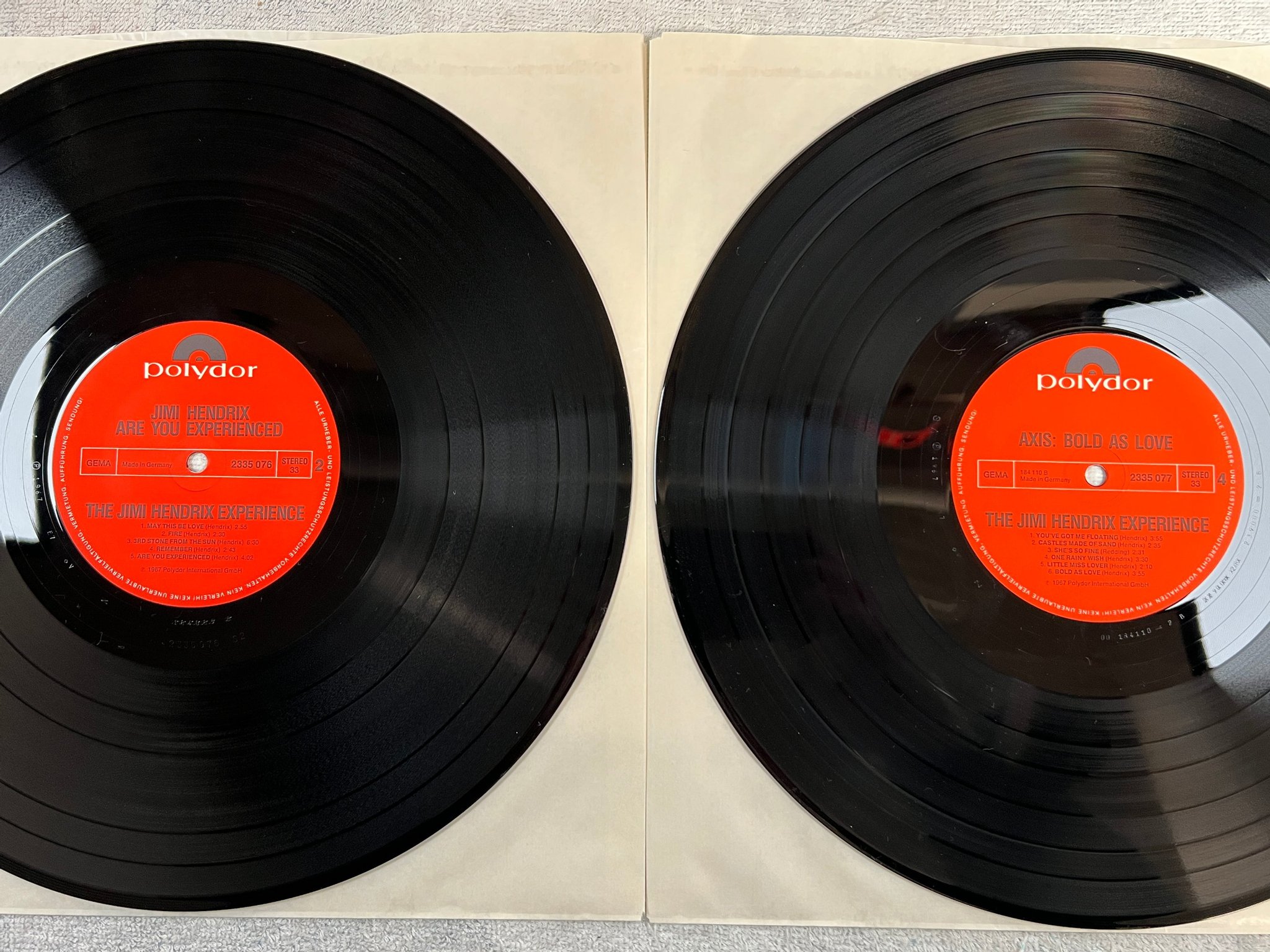 Omslagsbild för skivan THE JIMI HENDRIX EXPERIENCE Are You Experienced / Axis: Bold As Love 2xLP