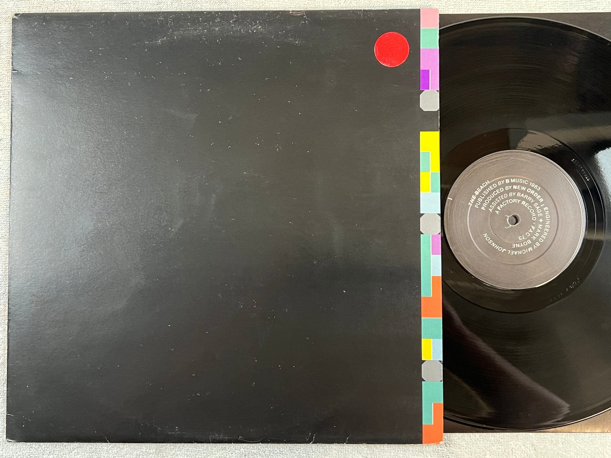 Omslagsbild för skivan NEW ORDER blue Monday 12”single  -83 UK FACTORY FAC 73  