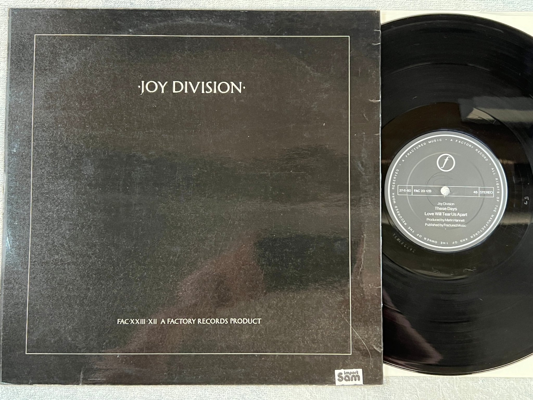 Omslagsbild för skivan JOY DIVISION love will tear us apart 12”single UK FACTORY FAC 23