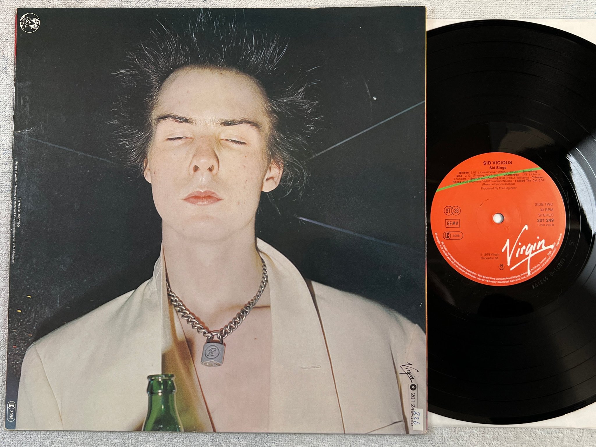 Omslagsbild för skivan SID VICIOUS sid sings LP -79 Ger VIRGIN 201 249