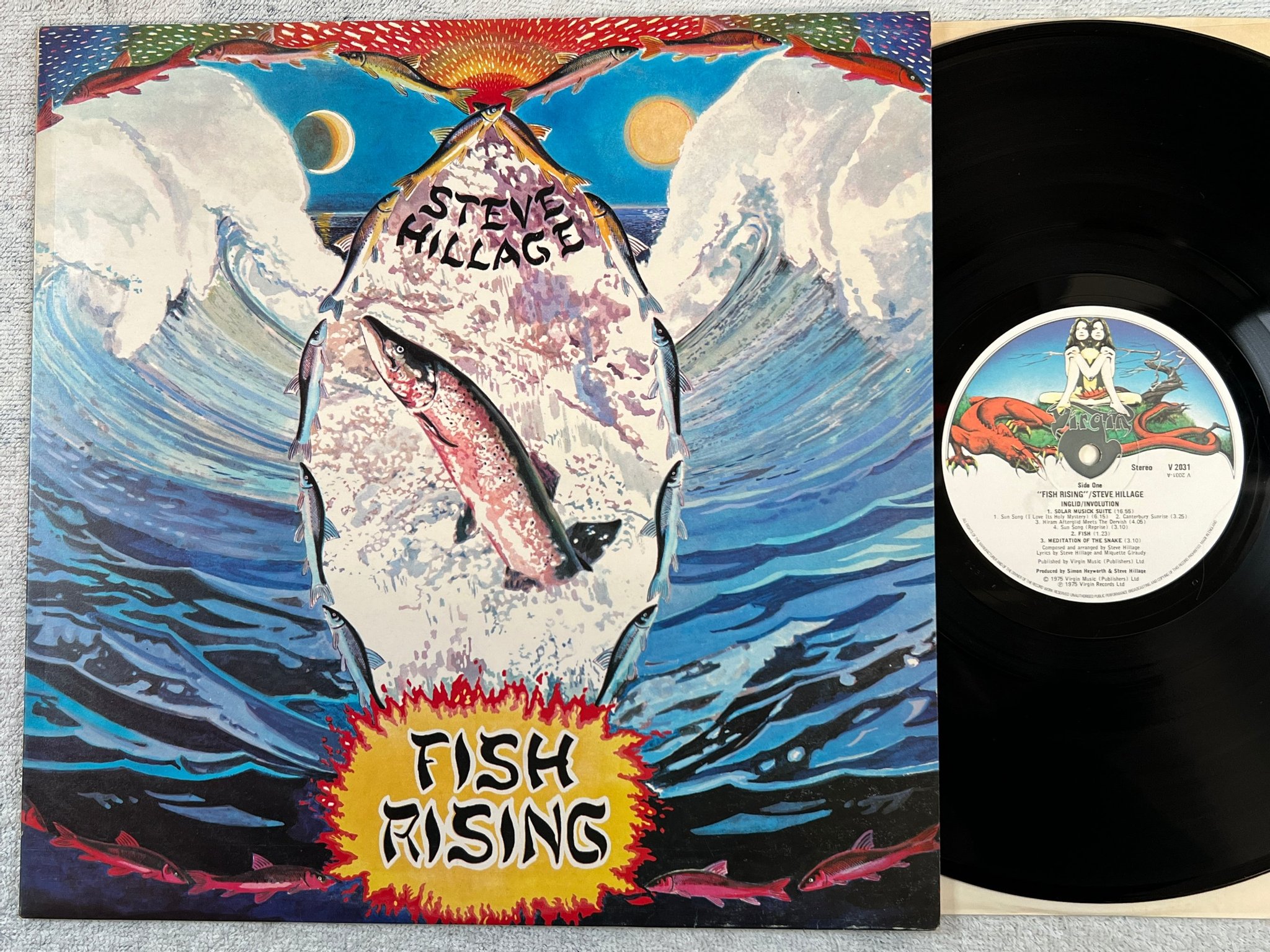 Omslagsbild för skivan STEVE HILLAGE fish rising LP -75 UK VIRGIN V 2031