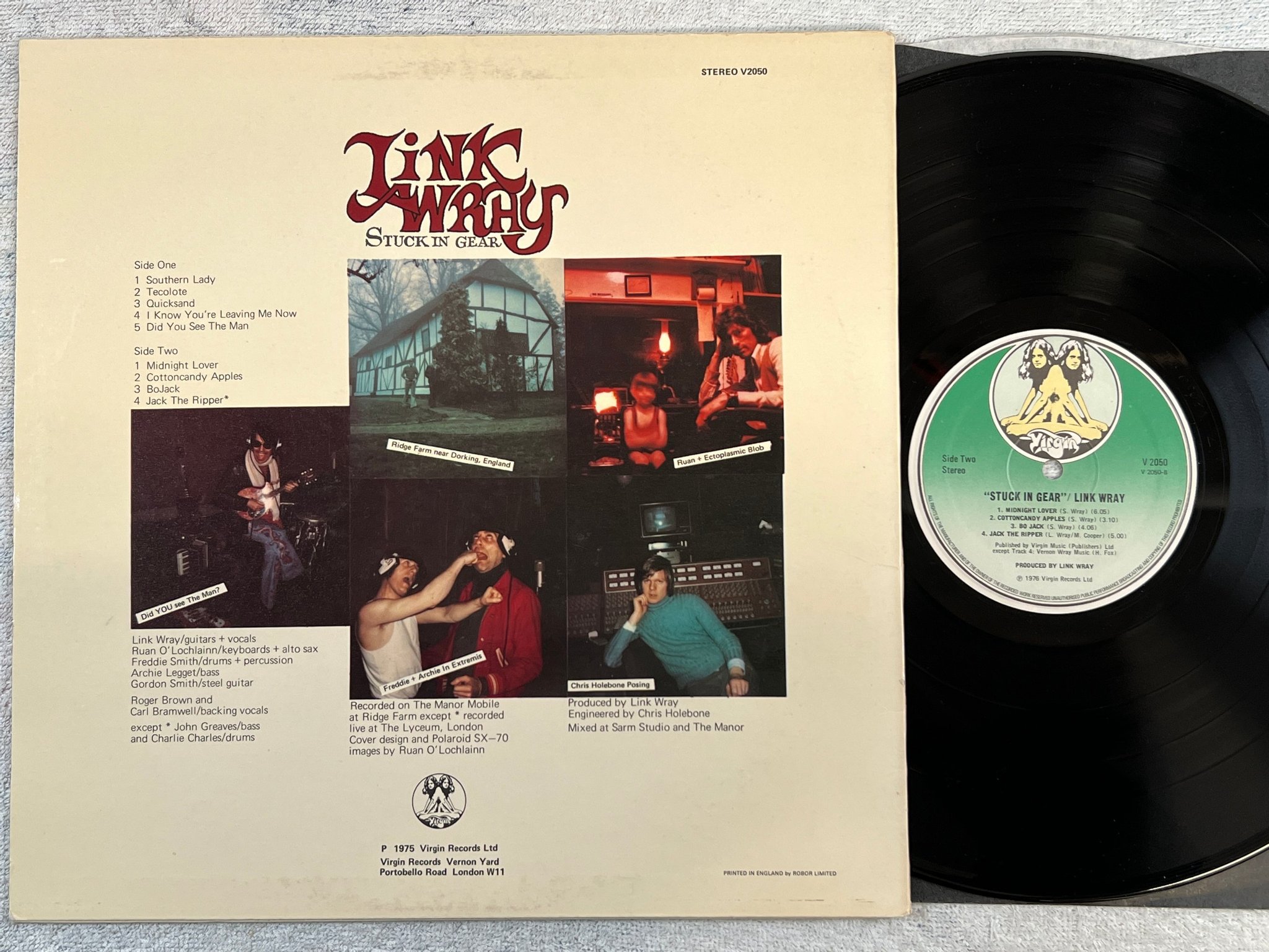 Omslagsbild för skivan LINK WRAY stuck in gear LP -76 UK VIRGIN V 2050