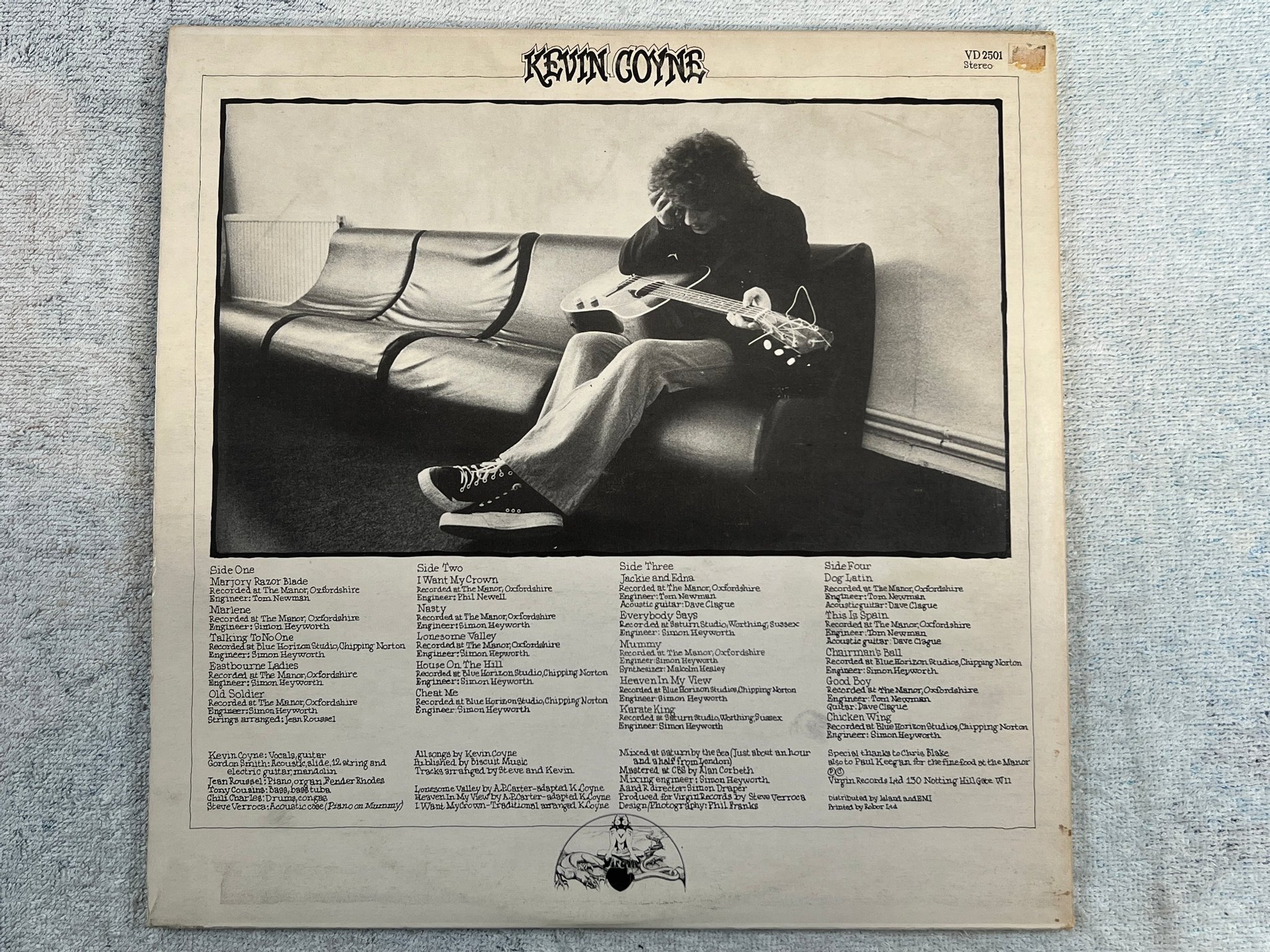 Omslagsbild för skivan KEVIN COYNE majority razorblades 2xLP -73 UK VIRGIN VD 252