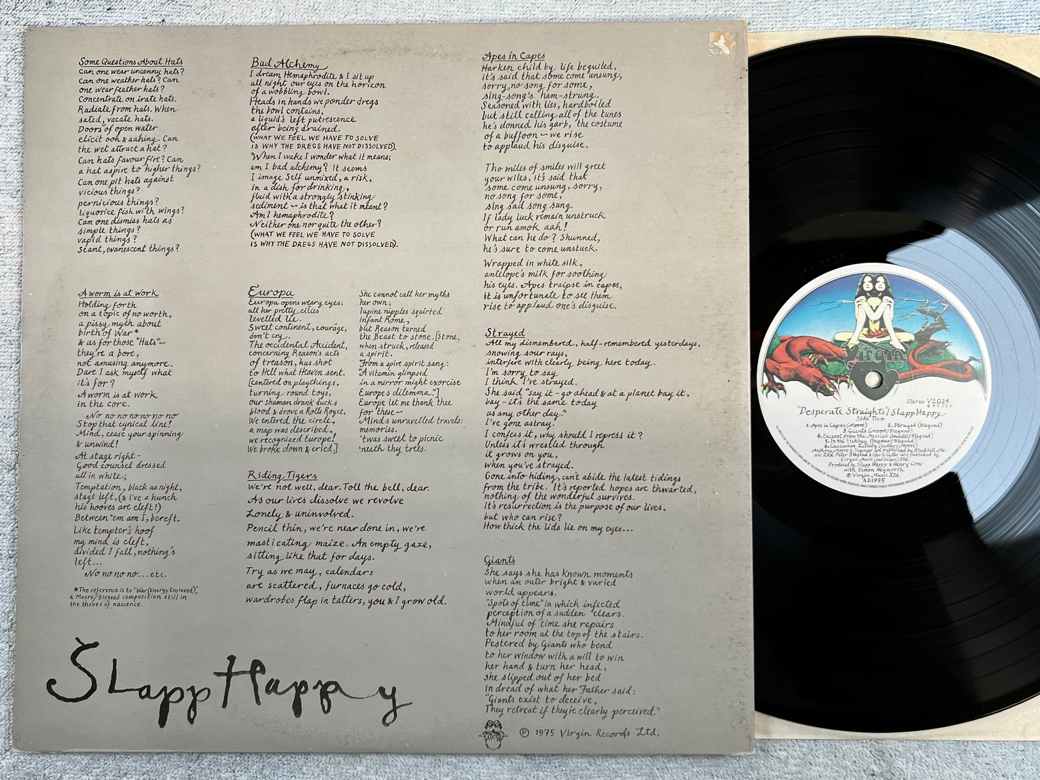 Omslagsbild för skivan HENRY COW / SLAPP HAPPY desperate straights LP -75 UK VIRGIN V2024