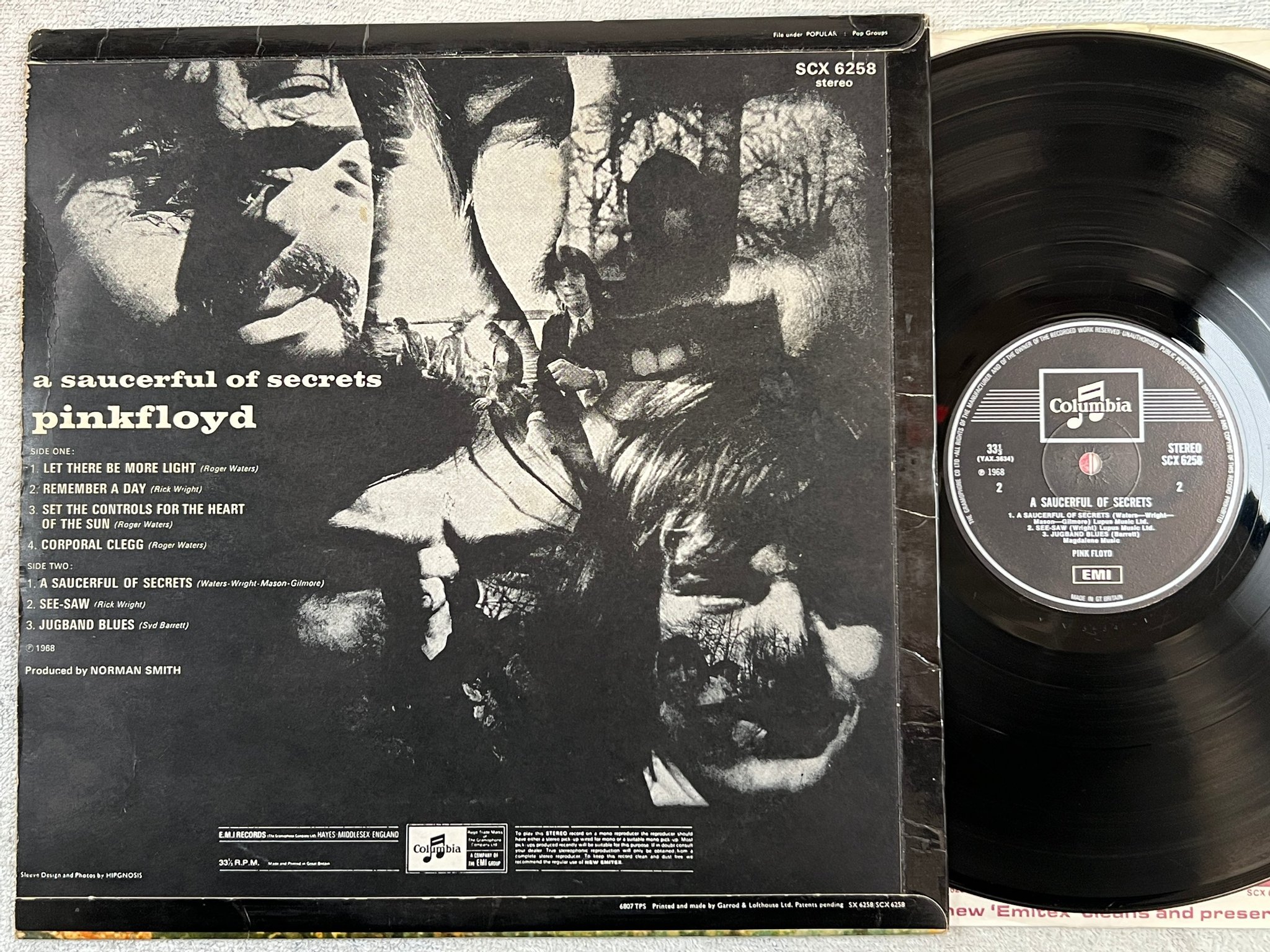 Omslagsbild för skivan PINK FLOYD a saucerful of secrets LP re UK COLUMBIA SCX 6258