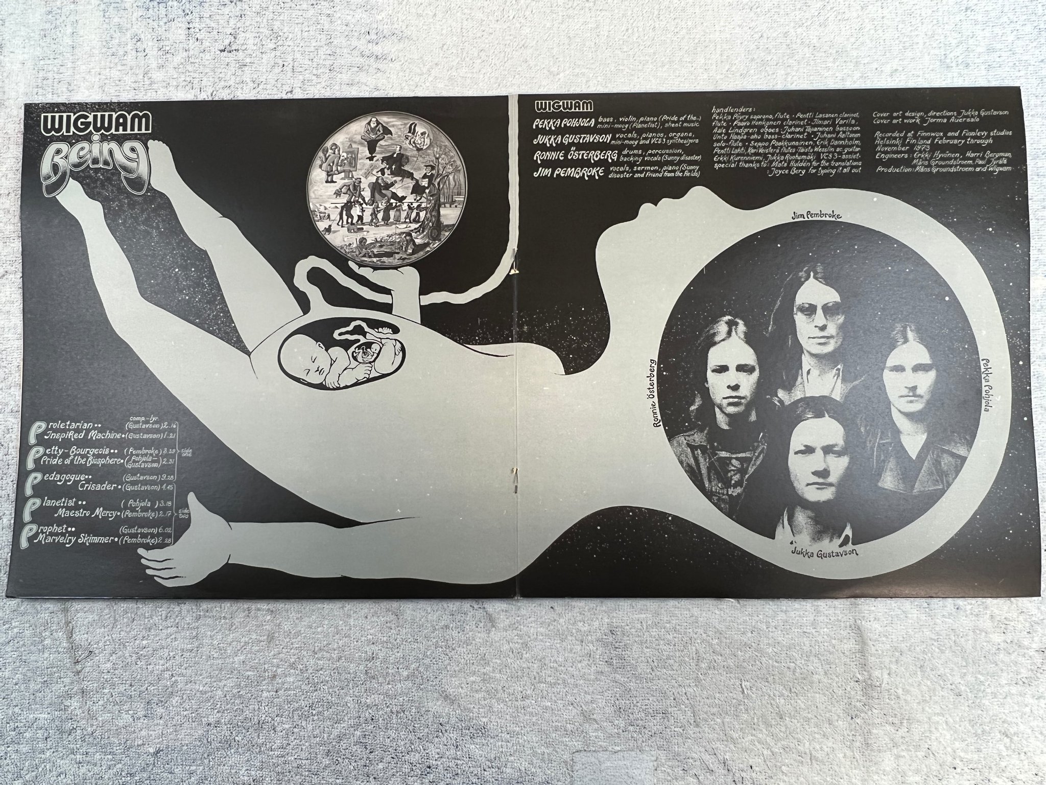 Omslagsbild för skivan WIGWAM being LP -74 Finland LOVE RECORDS LRLP 92 prog rock