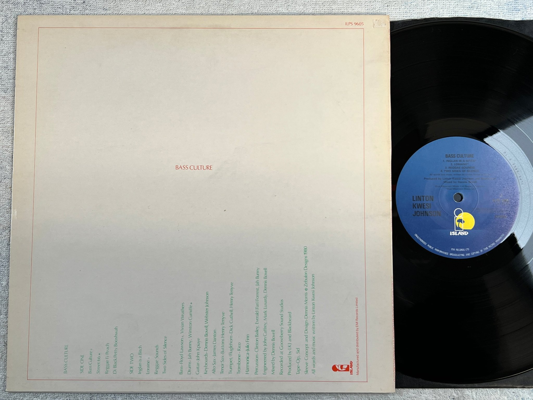 Omslagsbild för skivan LINTON KWESI JOHNSON bass culture LP -80 UK ISLAND ILPS 9505