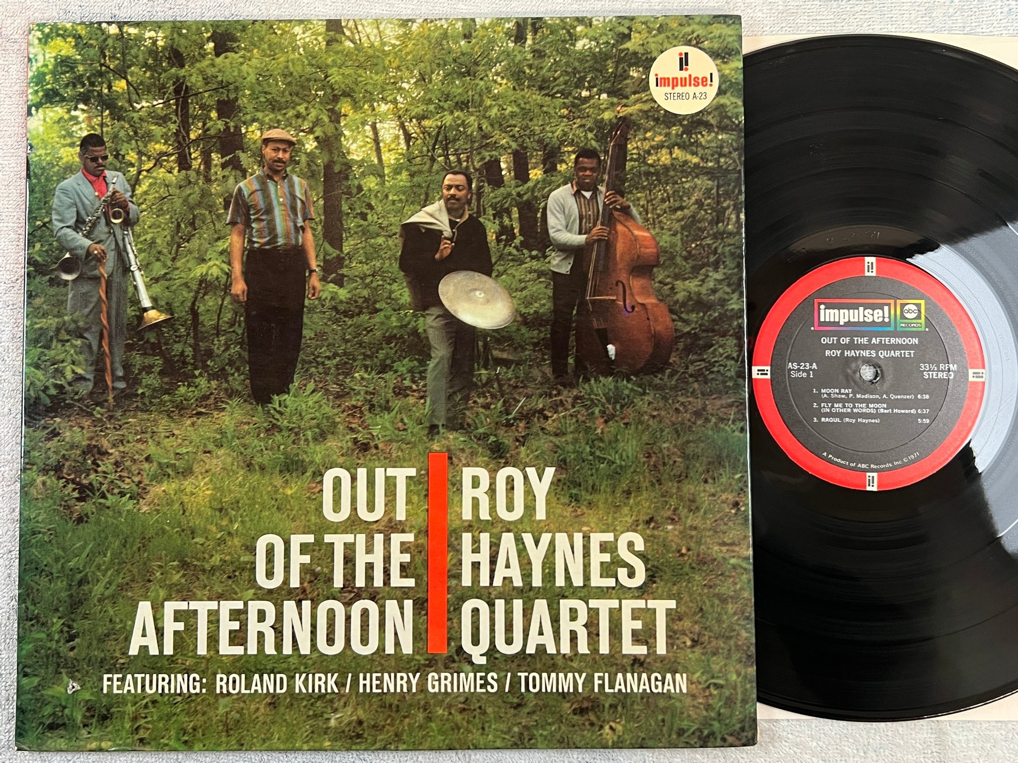 Omslagsbild för skivan ROY HAYNES QUARTET out of the afternoon LP US IMPULSE AS-23 