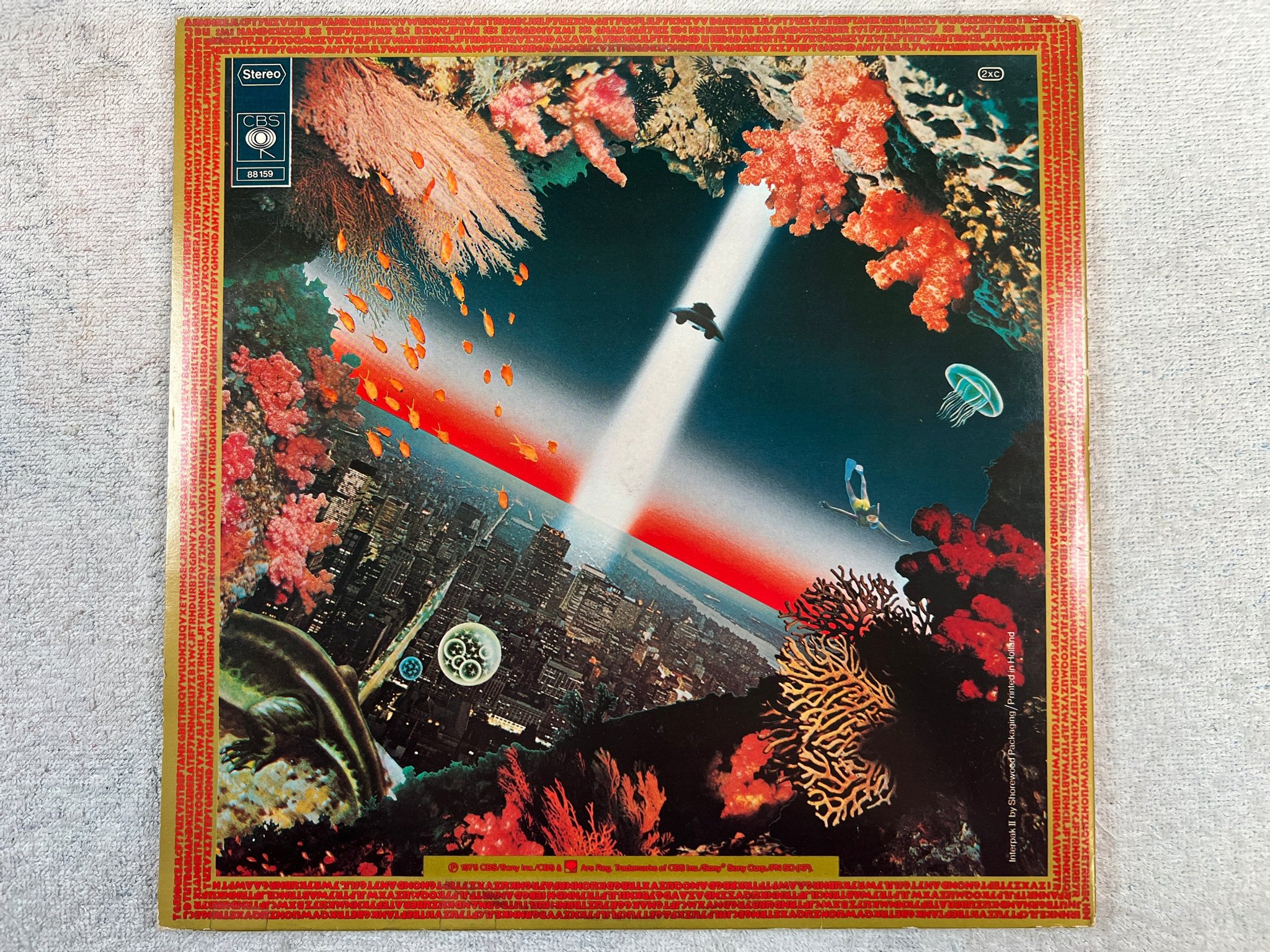 Omslagsbild för skivan MILES DAVIS agharta 2xLP -75 Hol CBS 88159