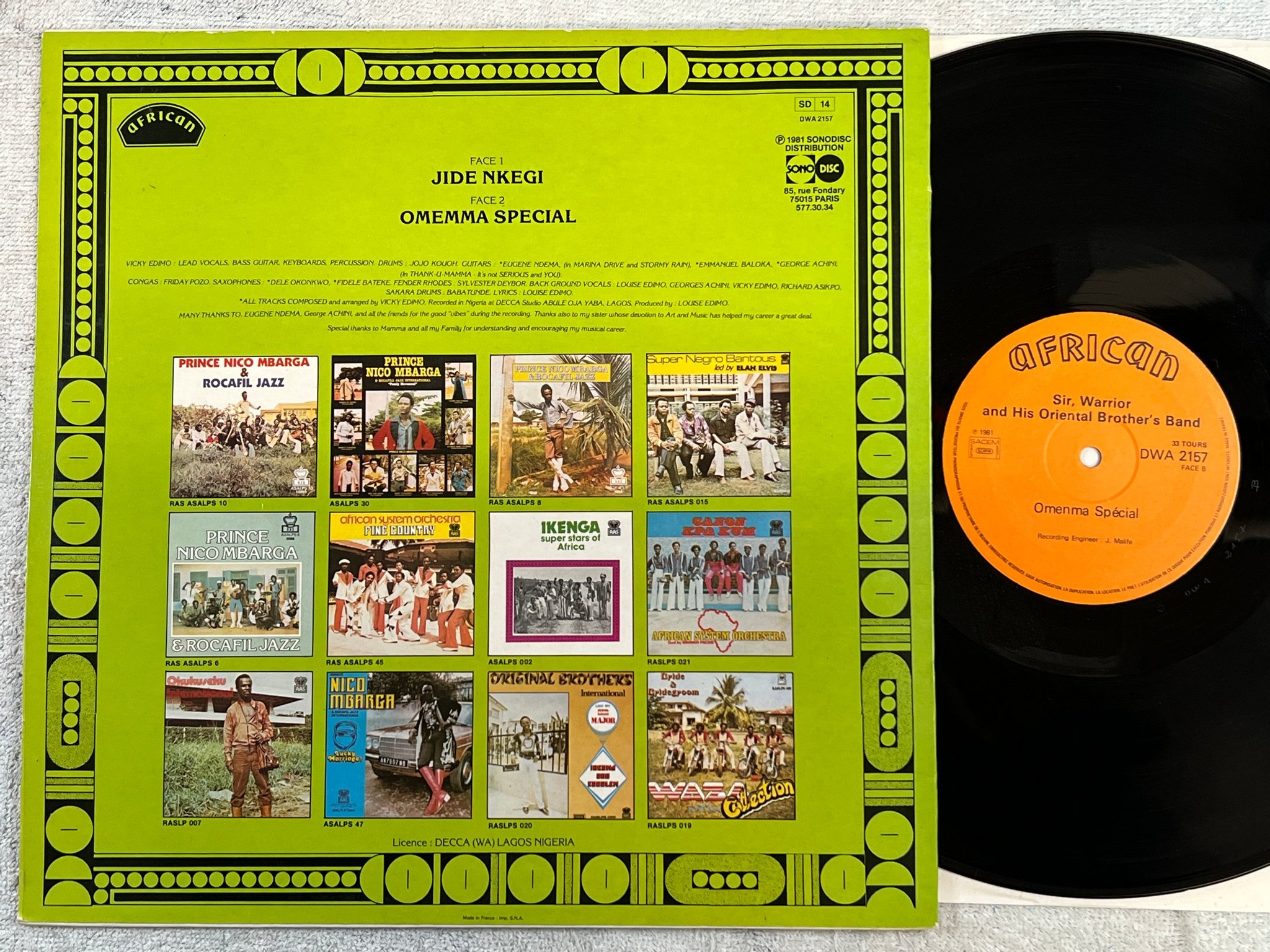 Omslagsbild för skivan SIR WARRIOR & HIS ORIENTAL BROTHER’S BAND s/t LP -81 Fra AFRICAN DWA 2157