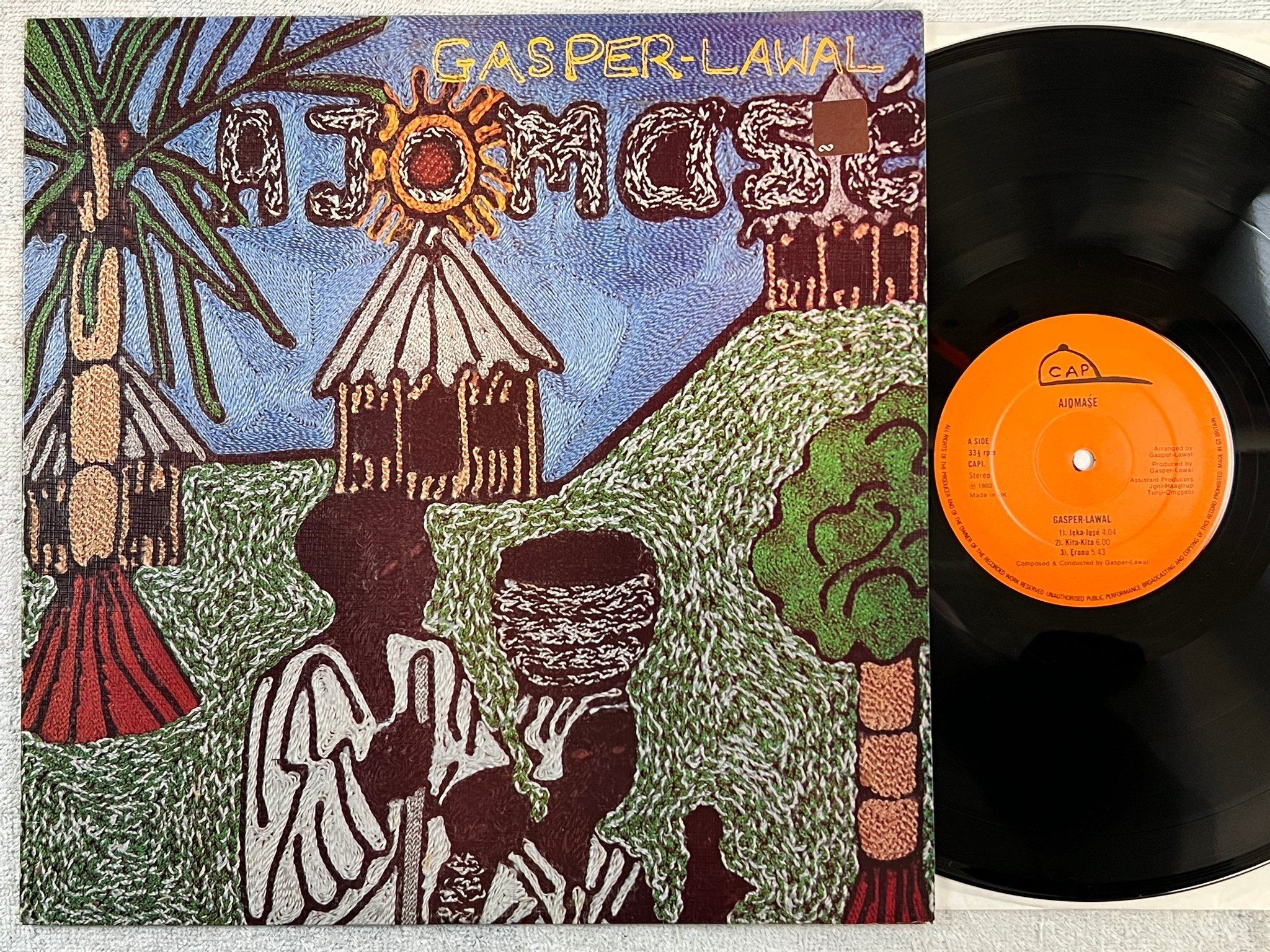Omslagsbild för skivan GASPER-LAWAL Ajomasé LP -80 UK CAP 1 jazz-folk-soul-african
