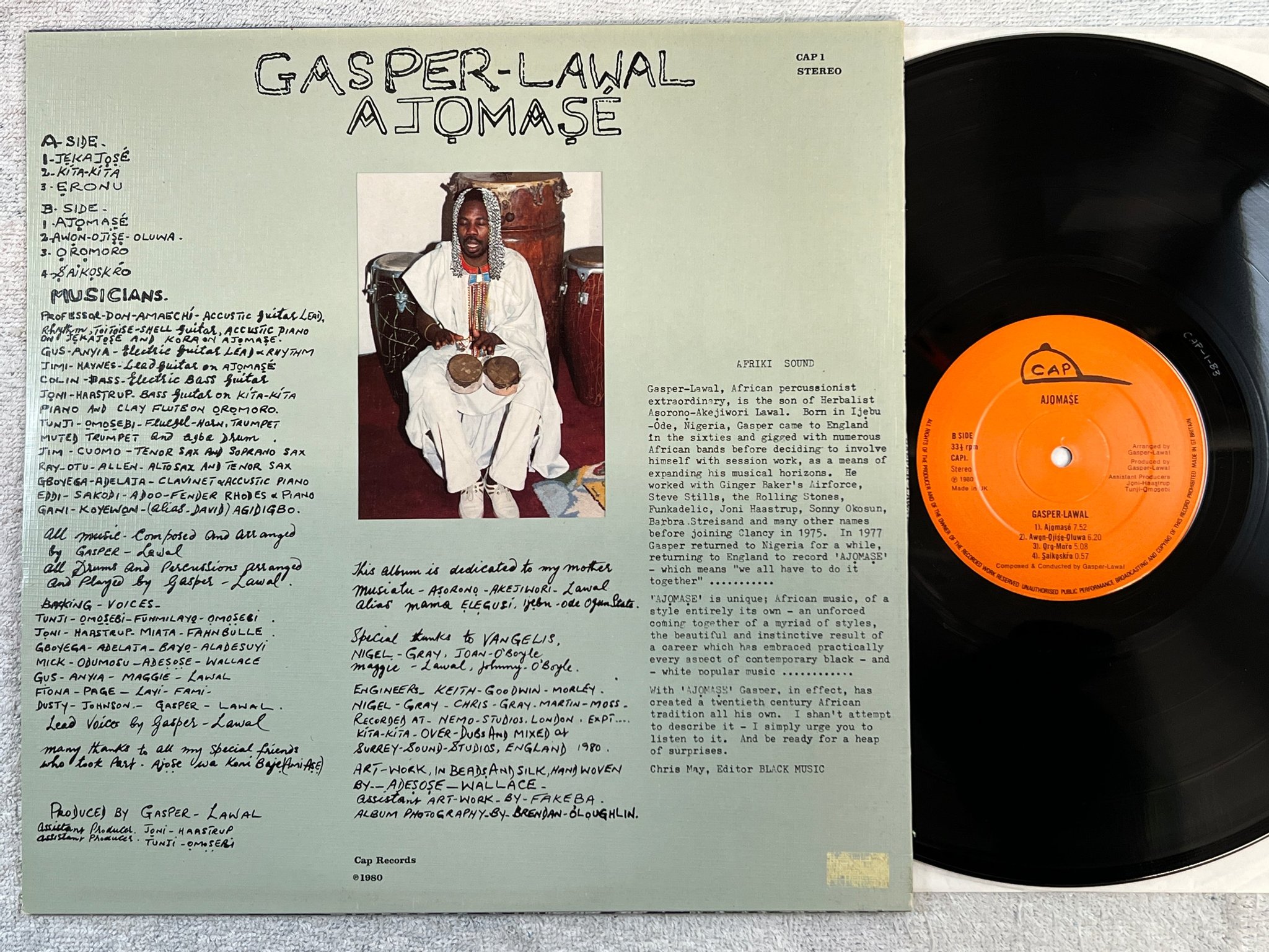 Omslagsbild för skivan GASPER-LAWAL Ajomasé LP -80 UK CAP 1 jazz-folk-soul-african