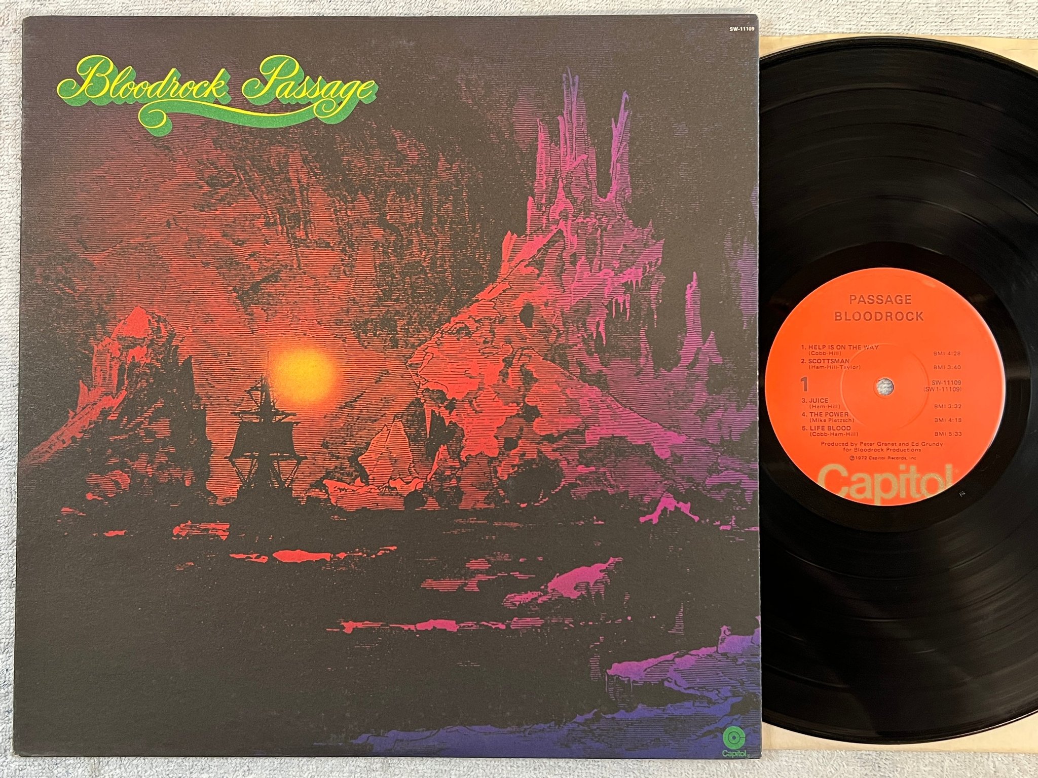 Omslagsbild för skivan BLOODROCK passage LP -72 CAPITOL SW 11109