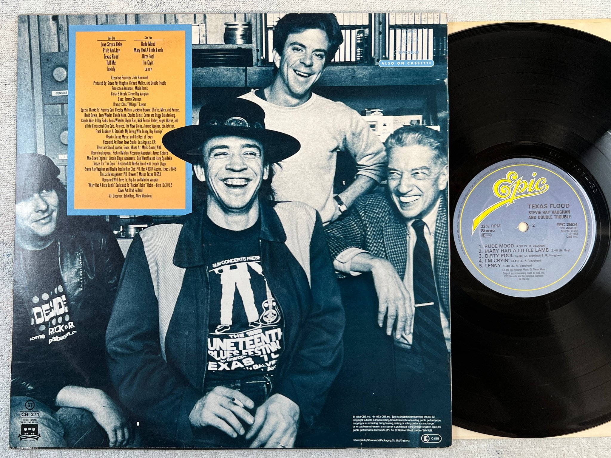 Omslagsbild för skivan STEVIE RAY VAUGHAN Texas trouble LP -83 Hol EPIC EPC 25534