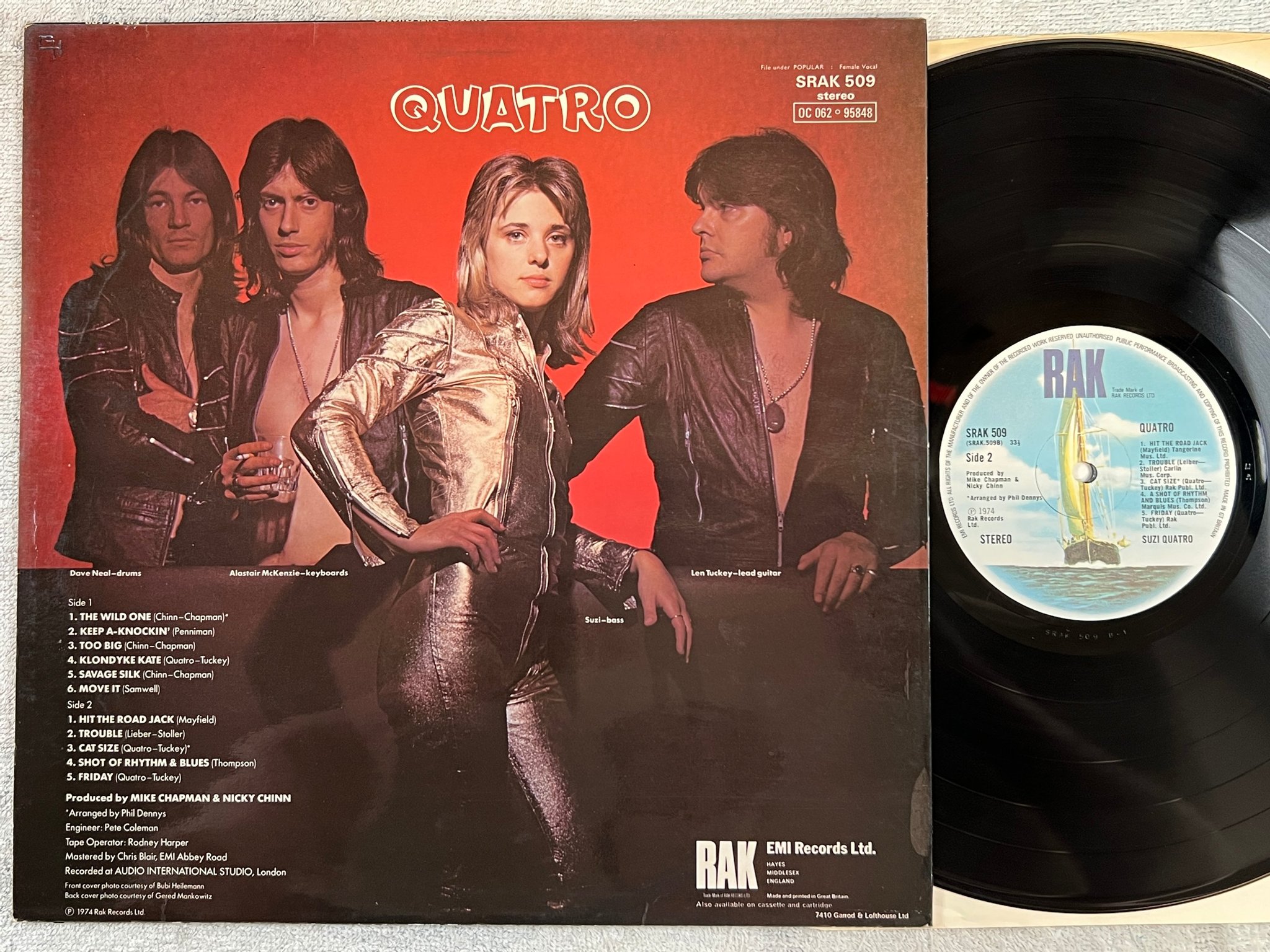 Omslagsbild för skivan SUZI QUATRO quatro LP -74 UK RAK SRAK 509