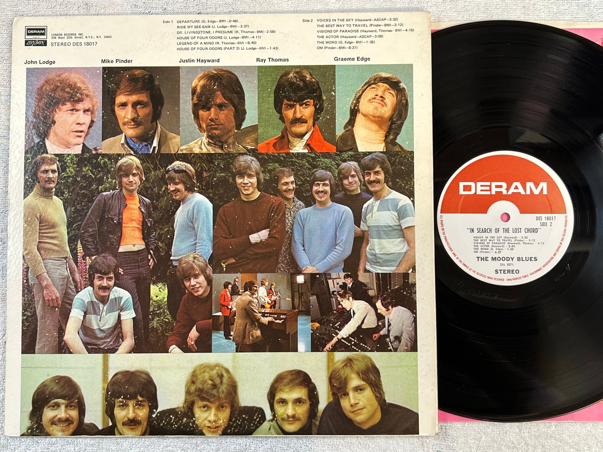 Omslagsbild för skivan THE MOODY BLUES in search of the lost chord LP US DERAM DES 18017