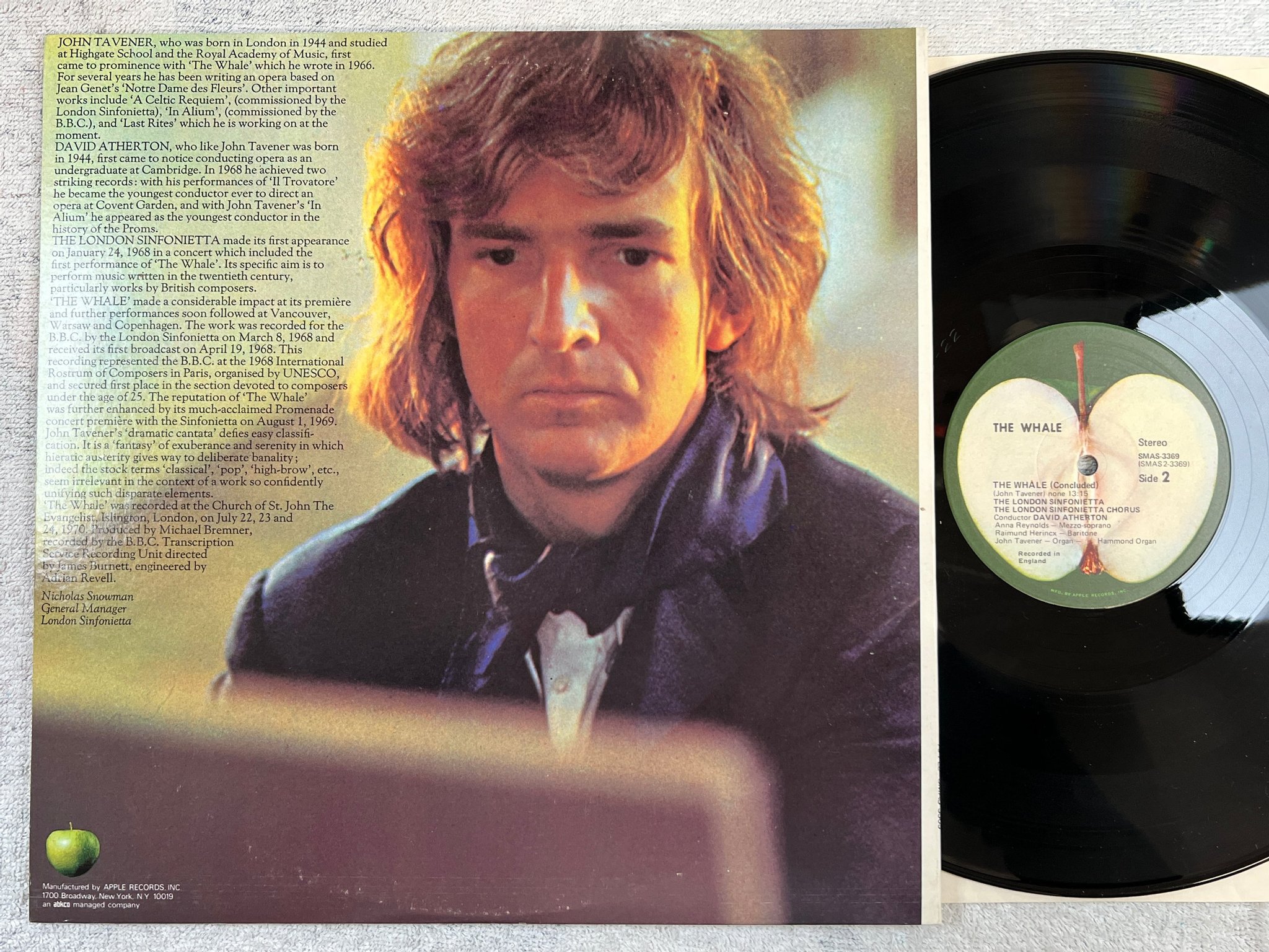 Omslagsbild för skivan JOHN TAVENER the whale LP US APPLE SMAS-3369