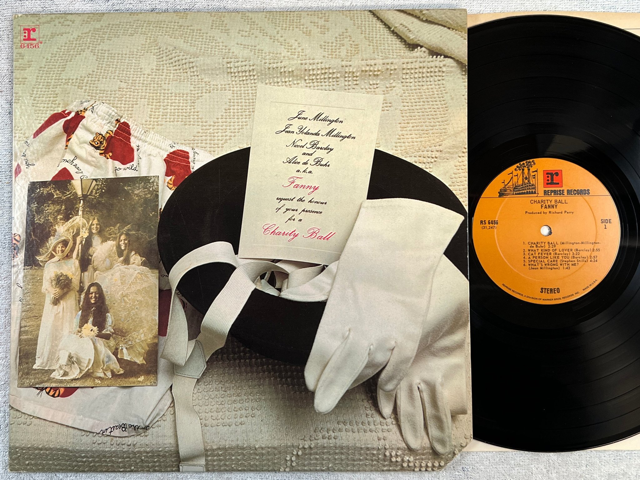 Omslagsbild för skivan FANNY charity ball LP US REPRISE RS 6456