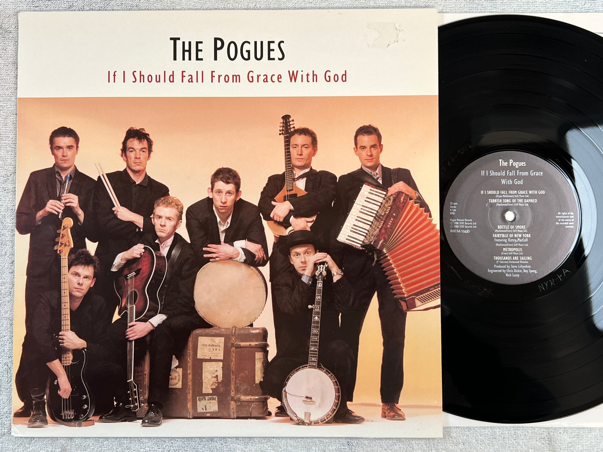 Omslagsbild för skivan THE POGUES if I should fall from grace with God LP -88 Swe STIFF NYR I