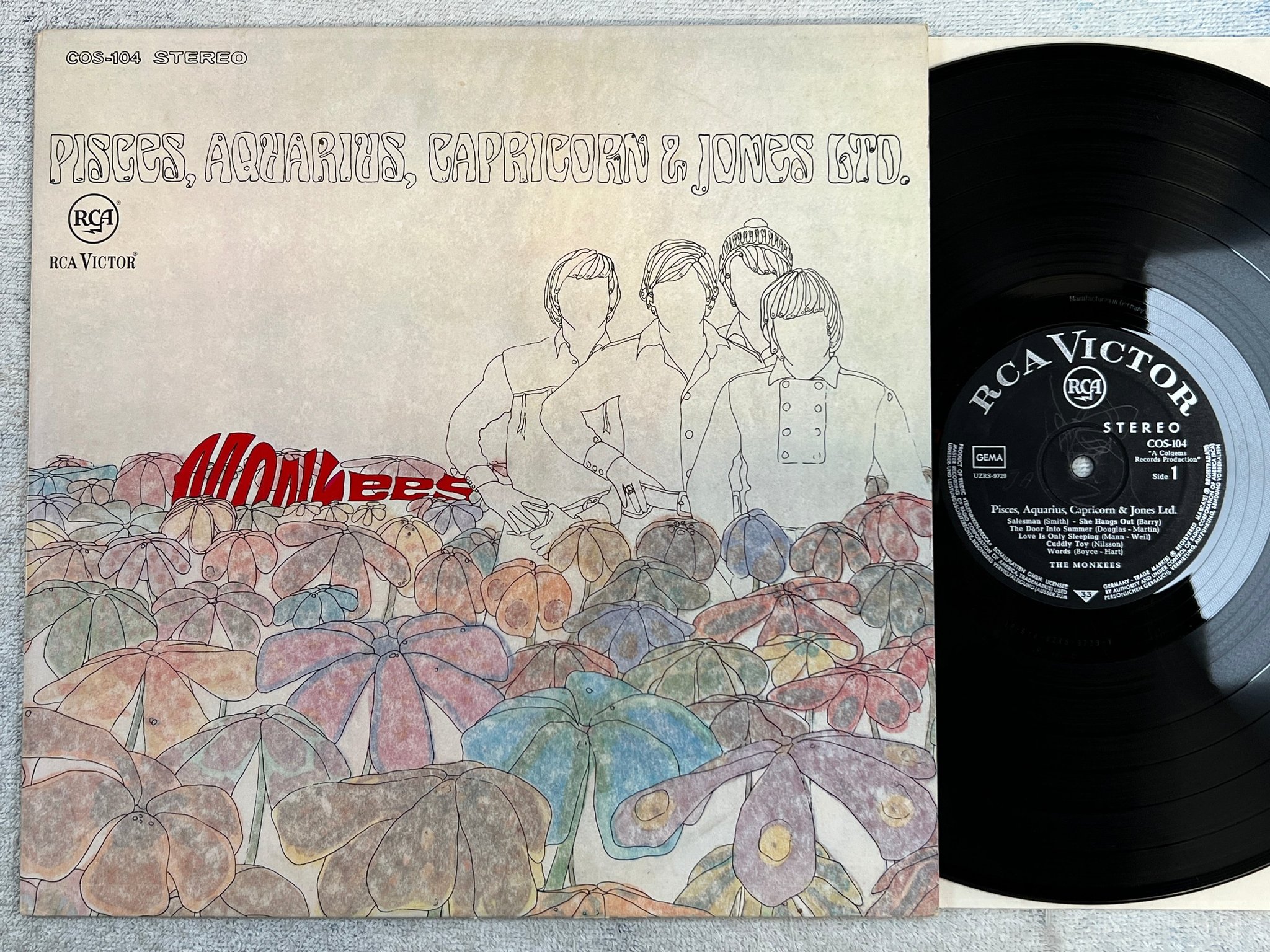 Omslagsbild för skivan THE MONKEES pisces, Aquarius, capricorn / Jones Ltd LP Ger RCA COS-104 