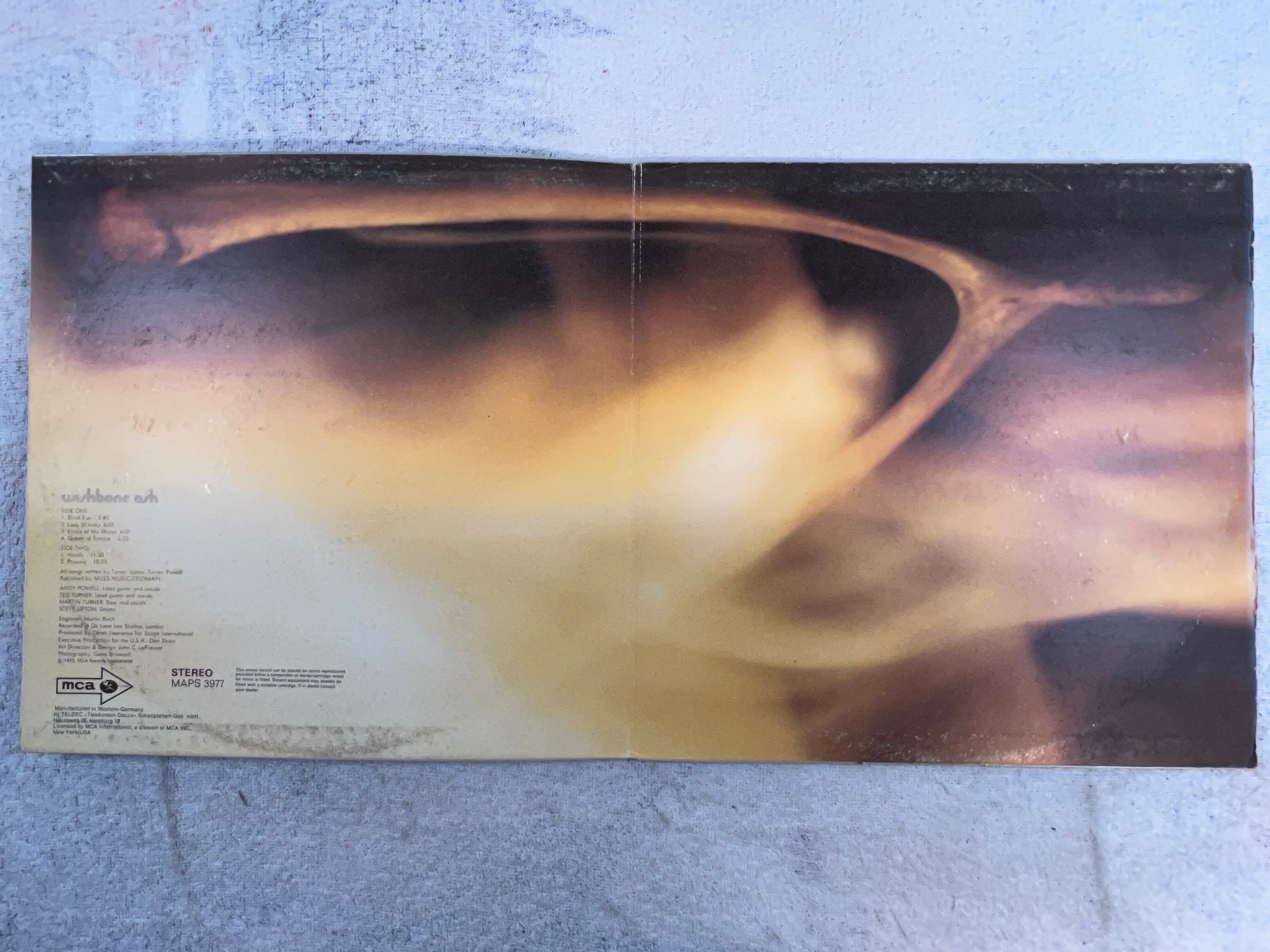 Omslagsbild för skivan WISHBONE ASH s/t LP Ger MCA MAPS 3977