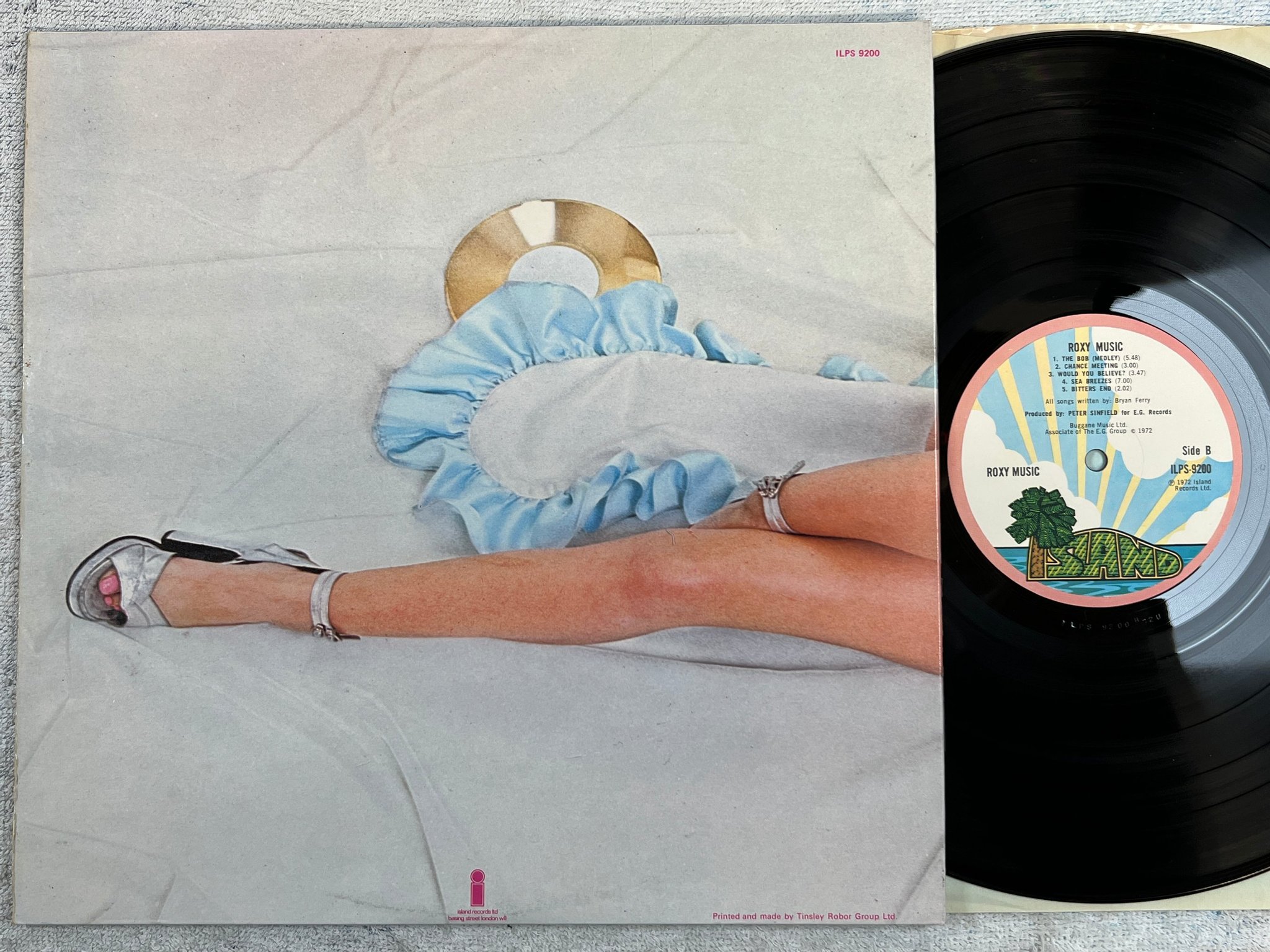 Omslagsbild för skivan ROXY MUSIC s/t LP -72 UK ISLAND ILPS 9200