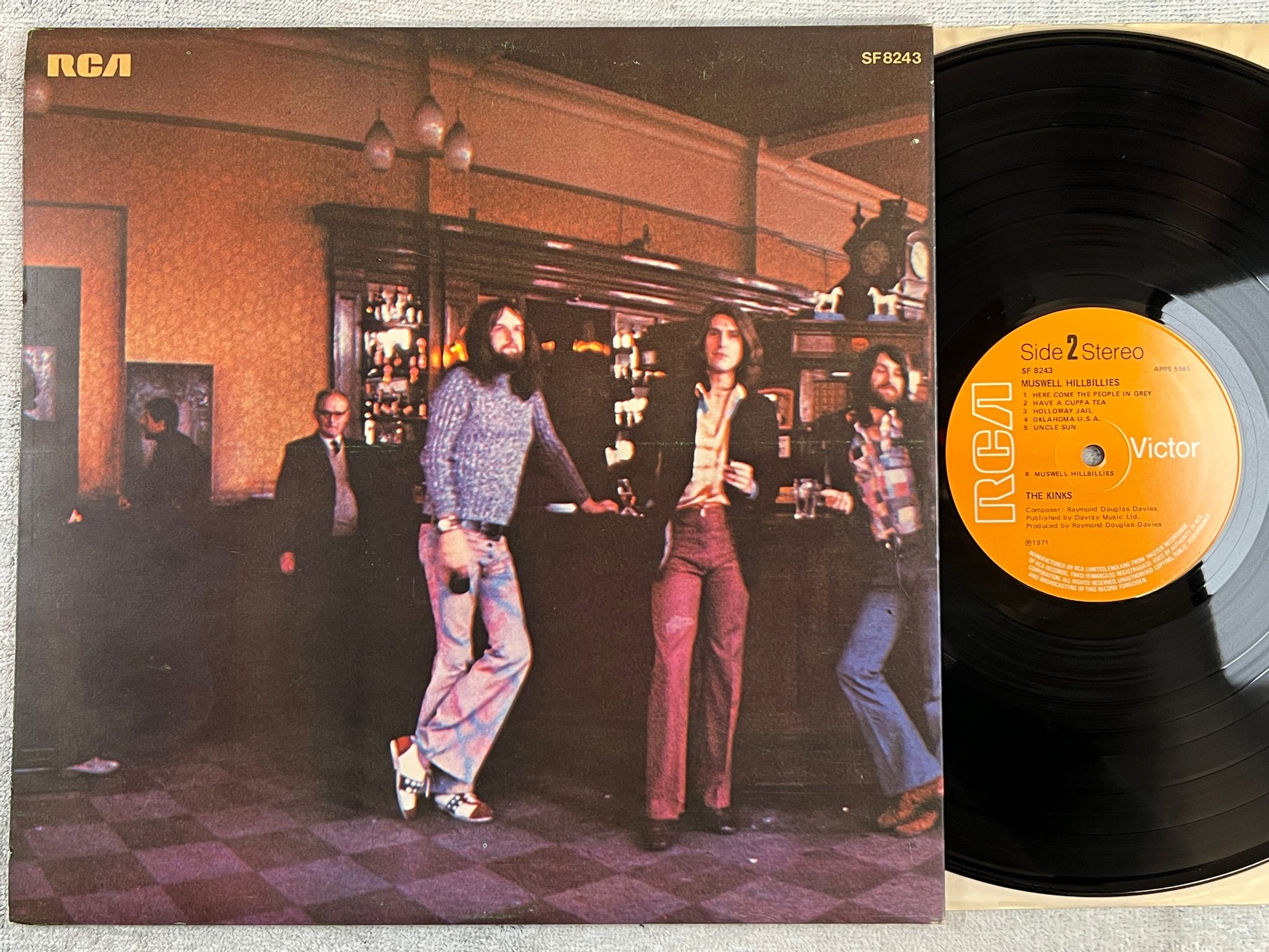 Omslagsbild för skivan THE KINKS nushwell hillbillies LP -71 UK RCA SF 8243