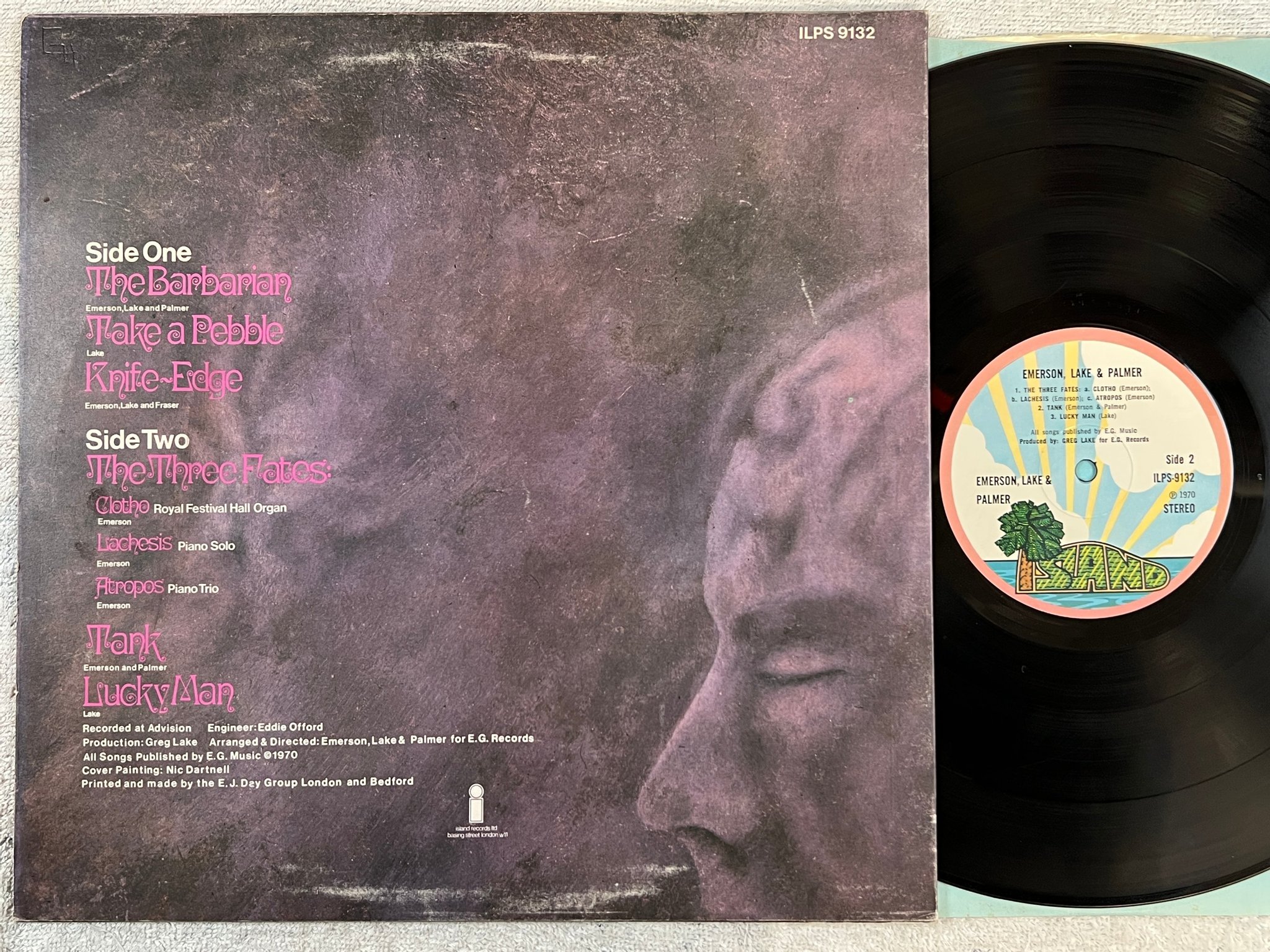 Omslagsbild för skivan EMERSON LAKE & PALMER s/t LP -70 UK ISLAND ILPS 9132