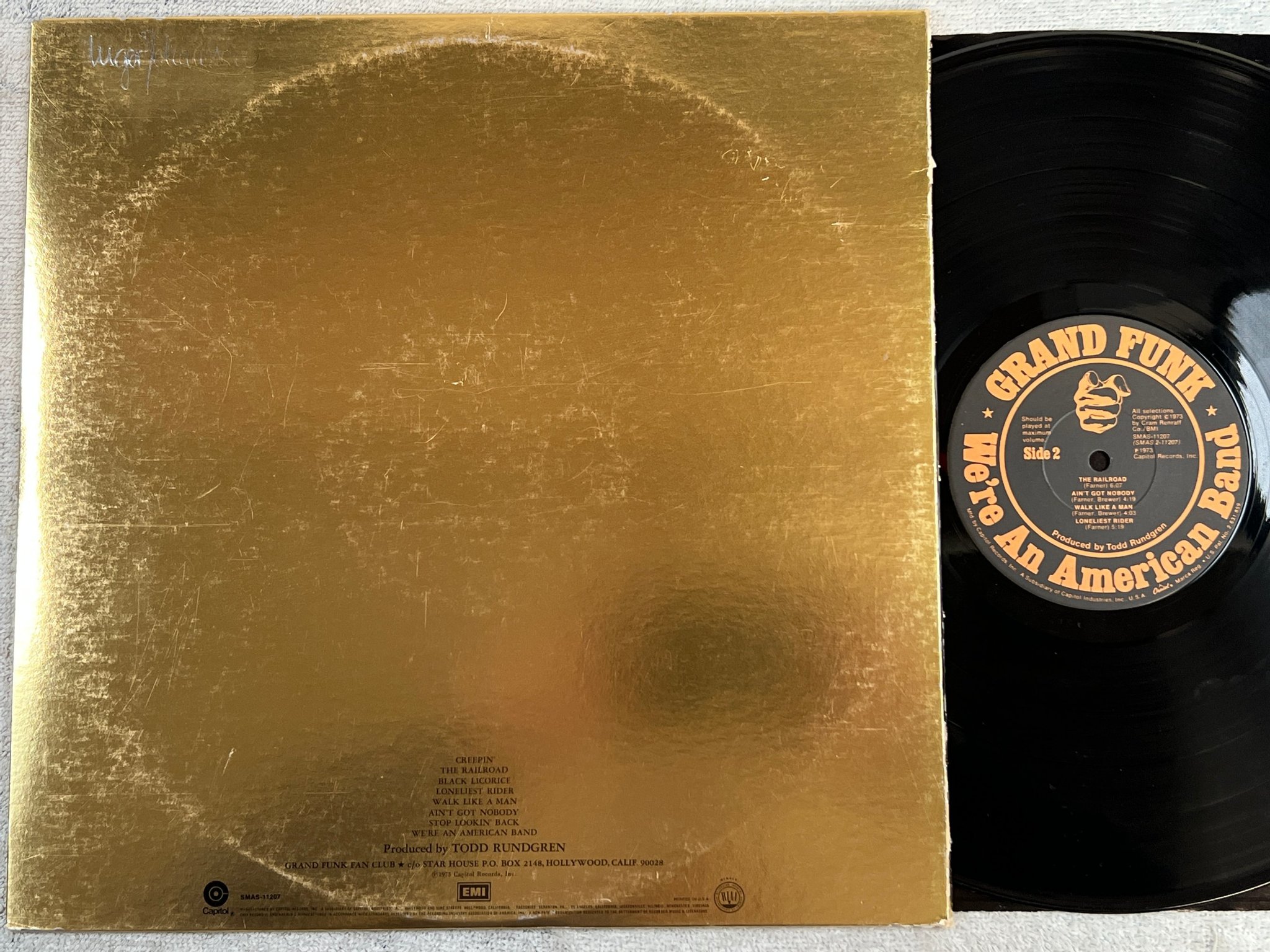 Omslagsbild för skivan GRAND FUNK we're an american band LP -73 US CAPITOL SMAS-11207