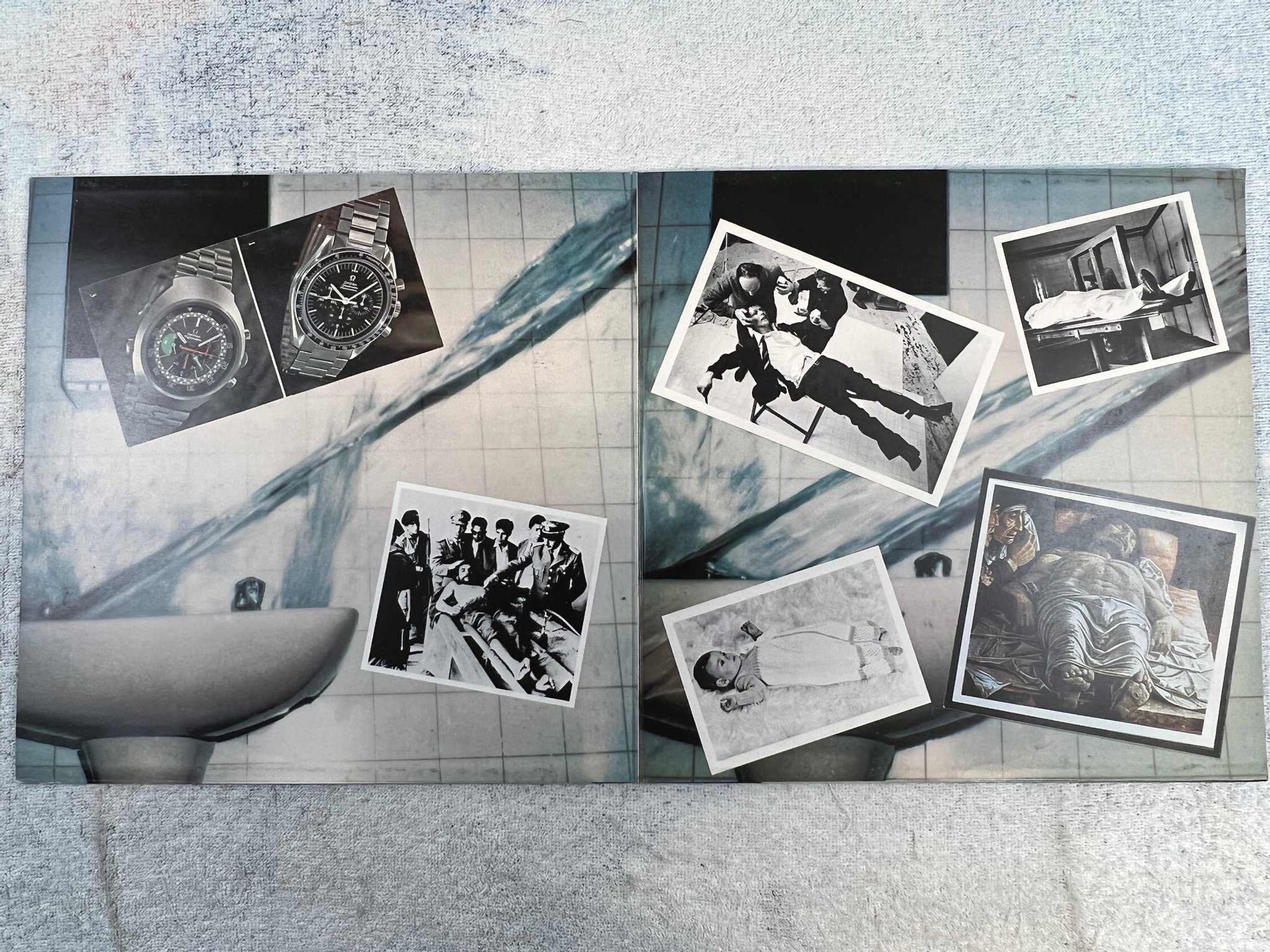 Omslagsbild för skivan DAVID BOWIE lodger LP -79 UK RCA BOW LP 1