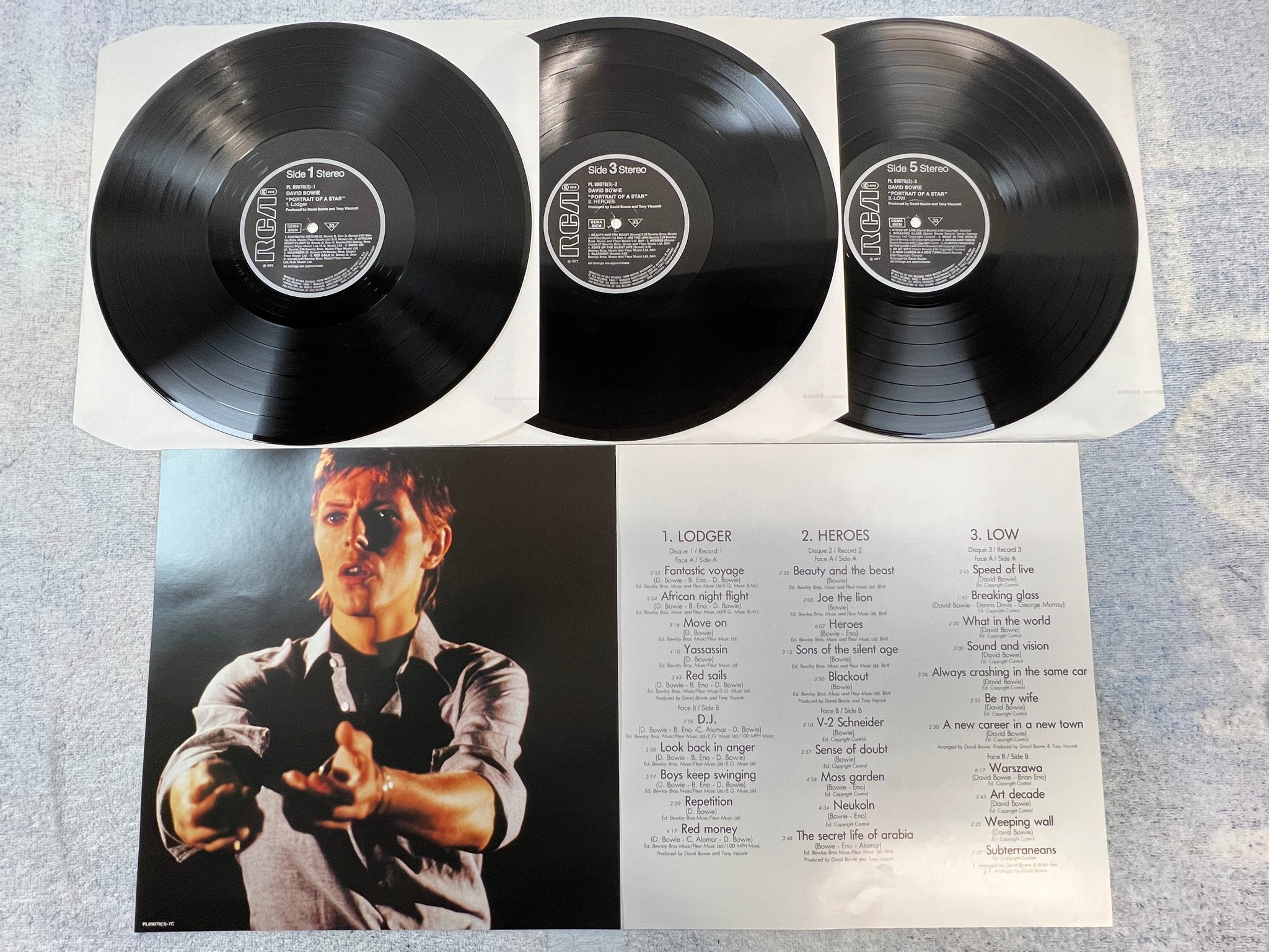 Omslagsbild för skivan DAVID BOWIE Portrait Of A Star 3xLP box -84 Ger RCA PL89078