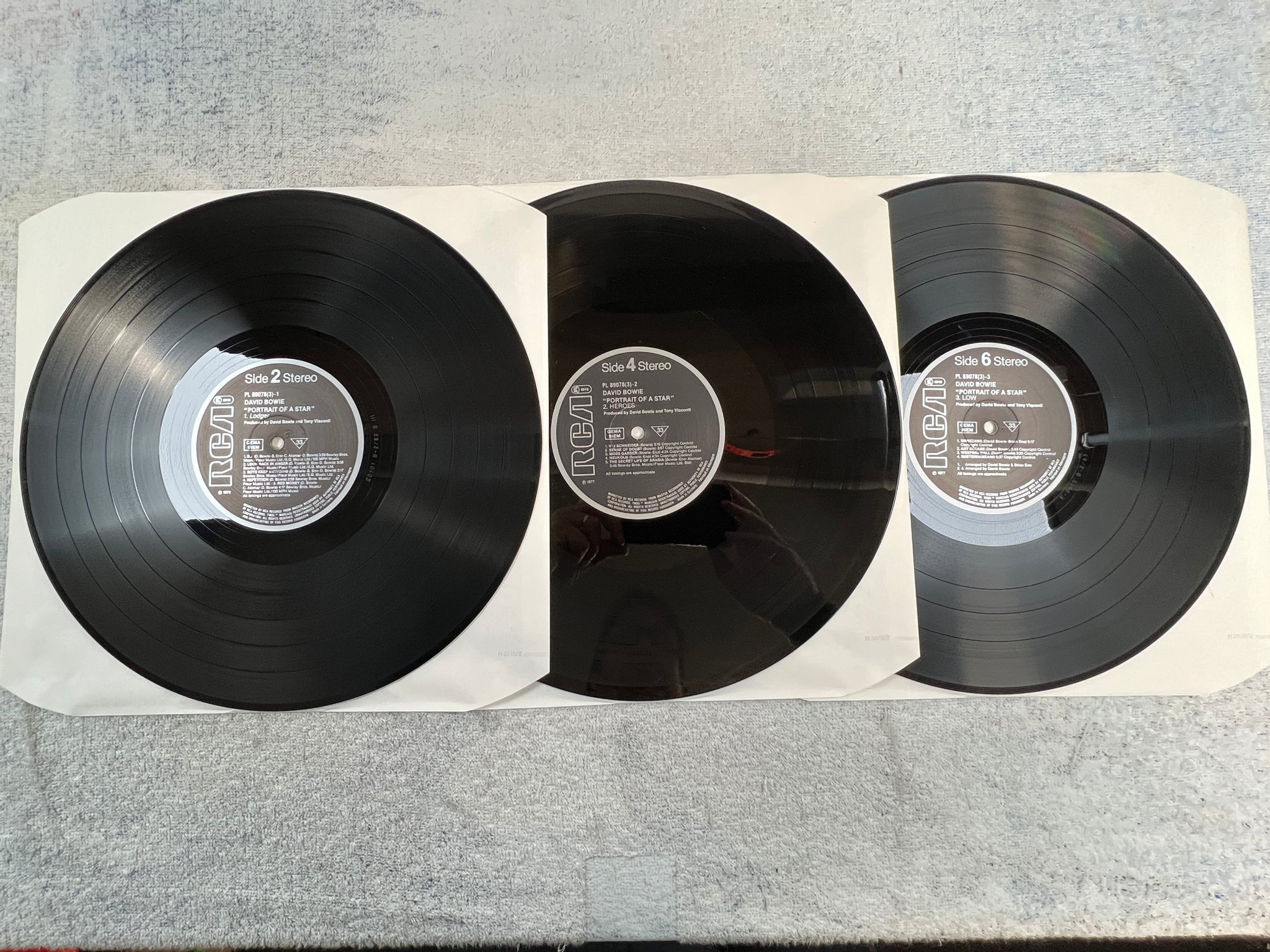 Omslagsbild för skivan DAVID BOWIE Portrait Of A Star 3xLP box -84 Ger RCA PL89078