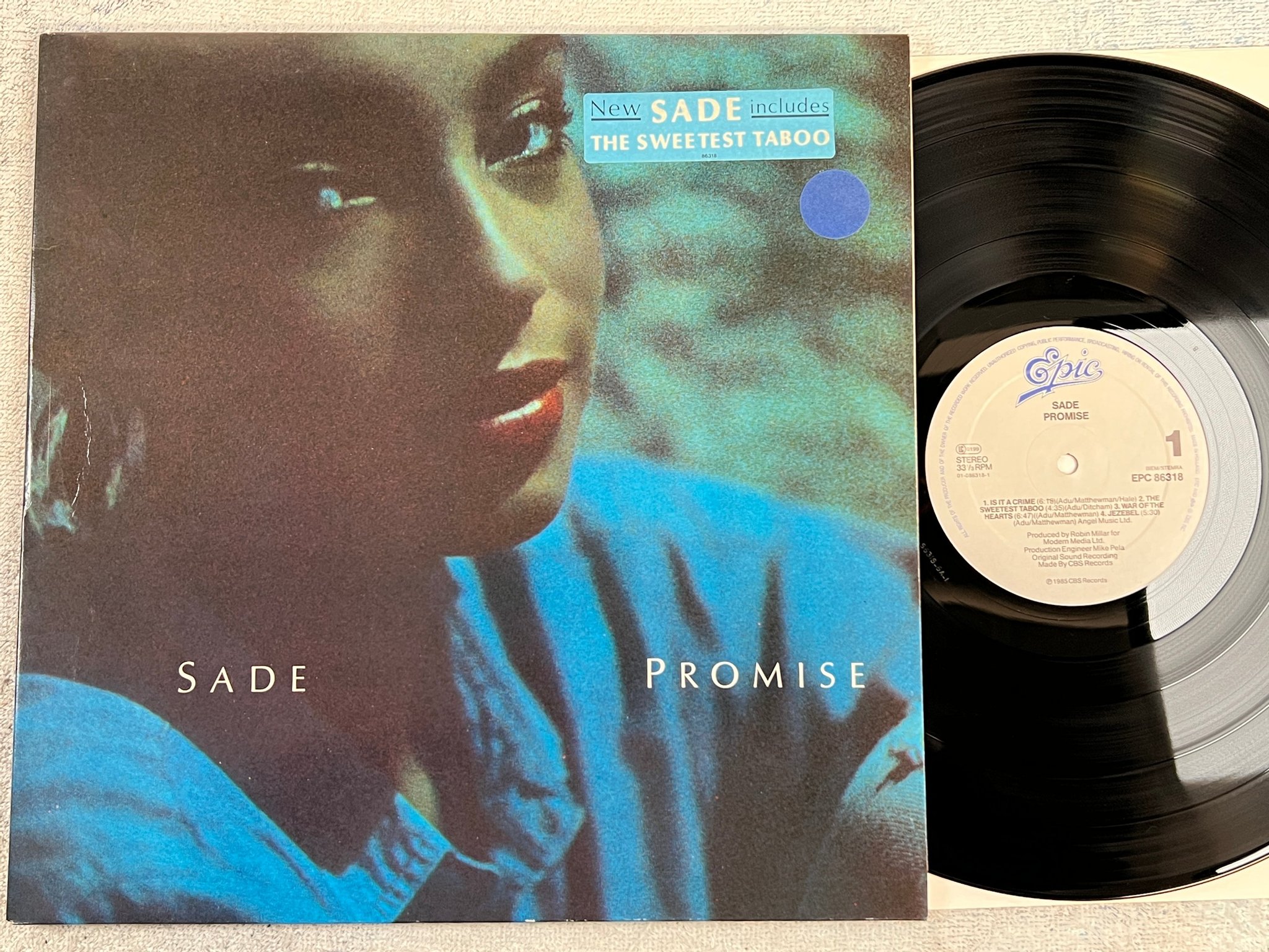 Omslagsbild för skivan SADE promise LP -85 Hol EPIC EPC 86318