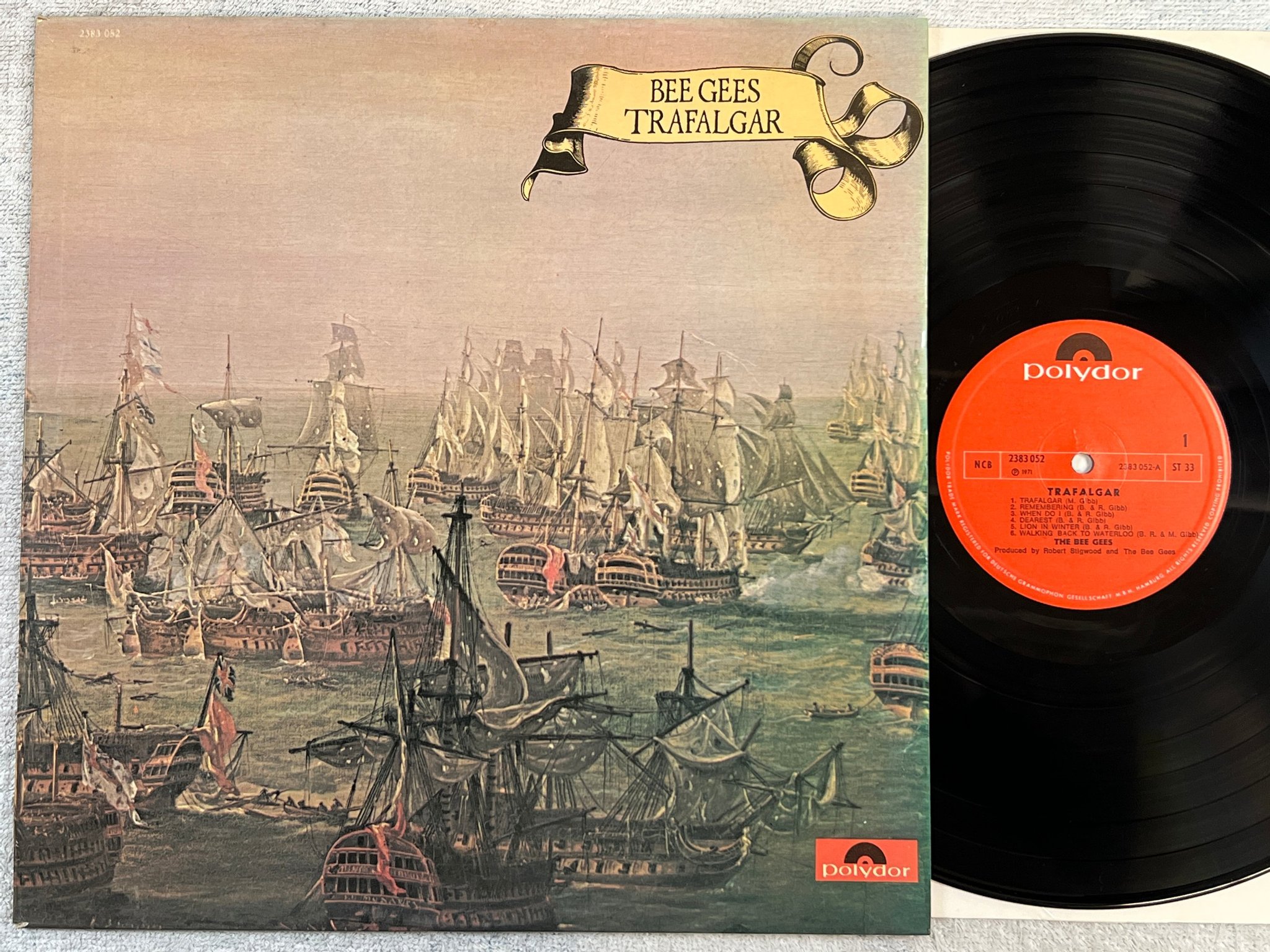 Omslagsbild för skivan THE BEE GEES trafalgar LP -71 ncb POLYDOR 2383 052
