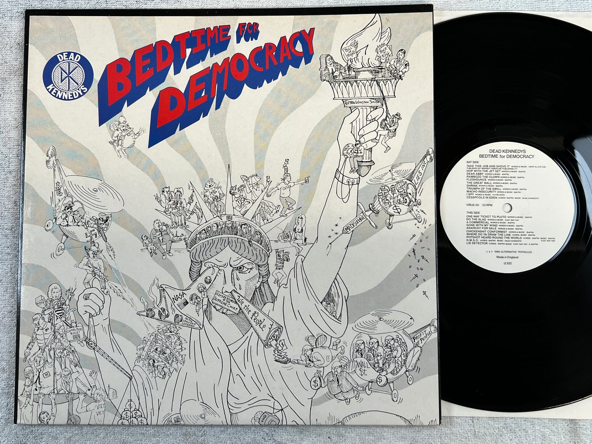 Omslagsbild för skivan DEAD KENNEDY'S bedtime for democracy LP -86 UK ALTERNATIVE TENTACLES VIRUS 50 