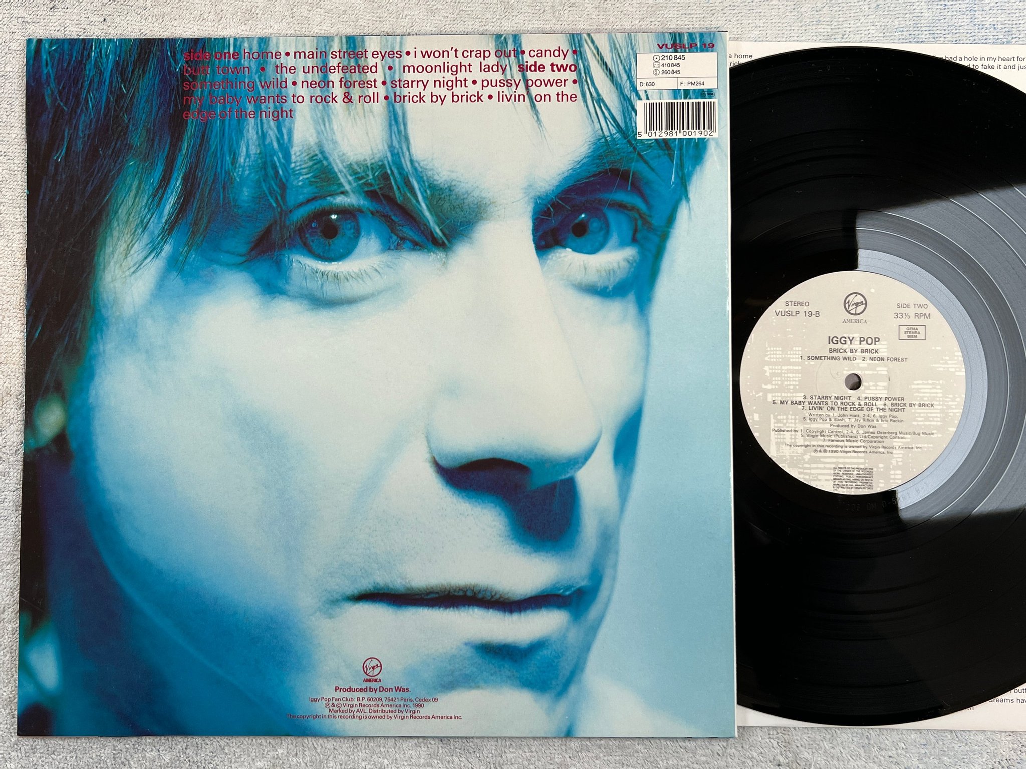Omslagsbild för skivan IGGY POP brick by brick LP -90 Hol VIRGIN VUSLP 19